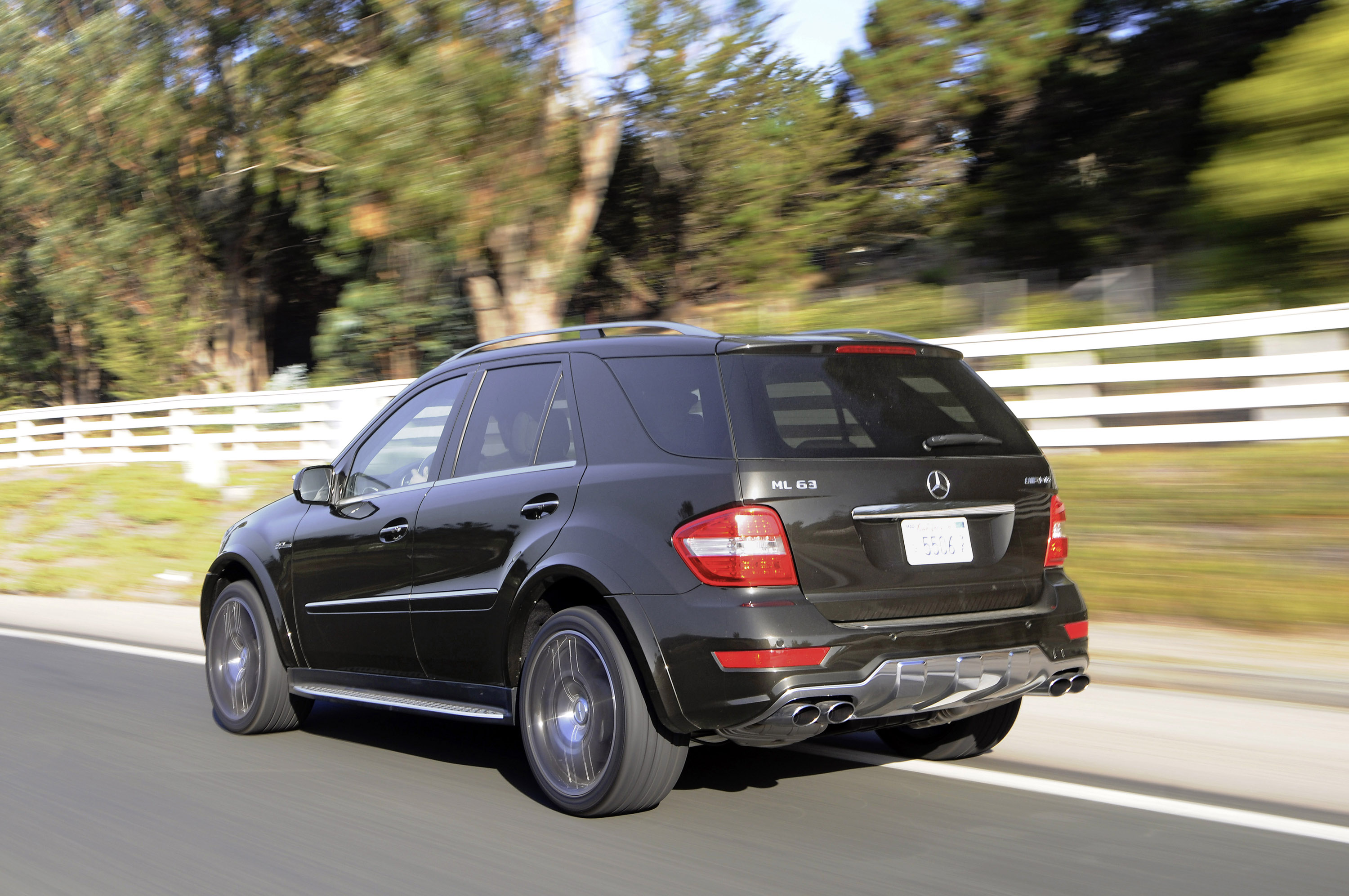 Mercedes-Benz ML63 AMG Performance Studio photo #32