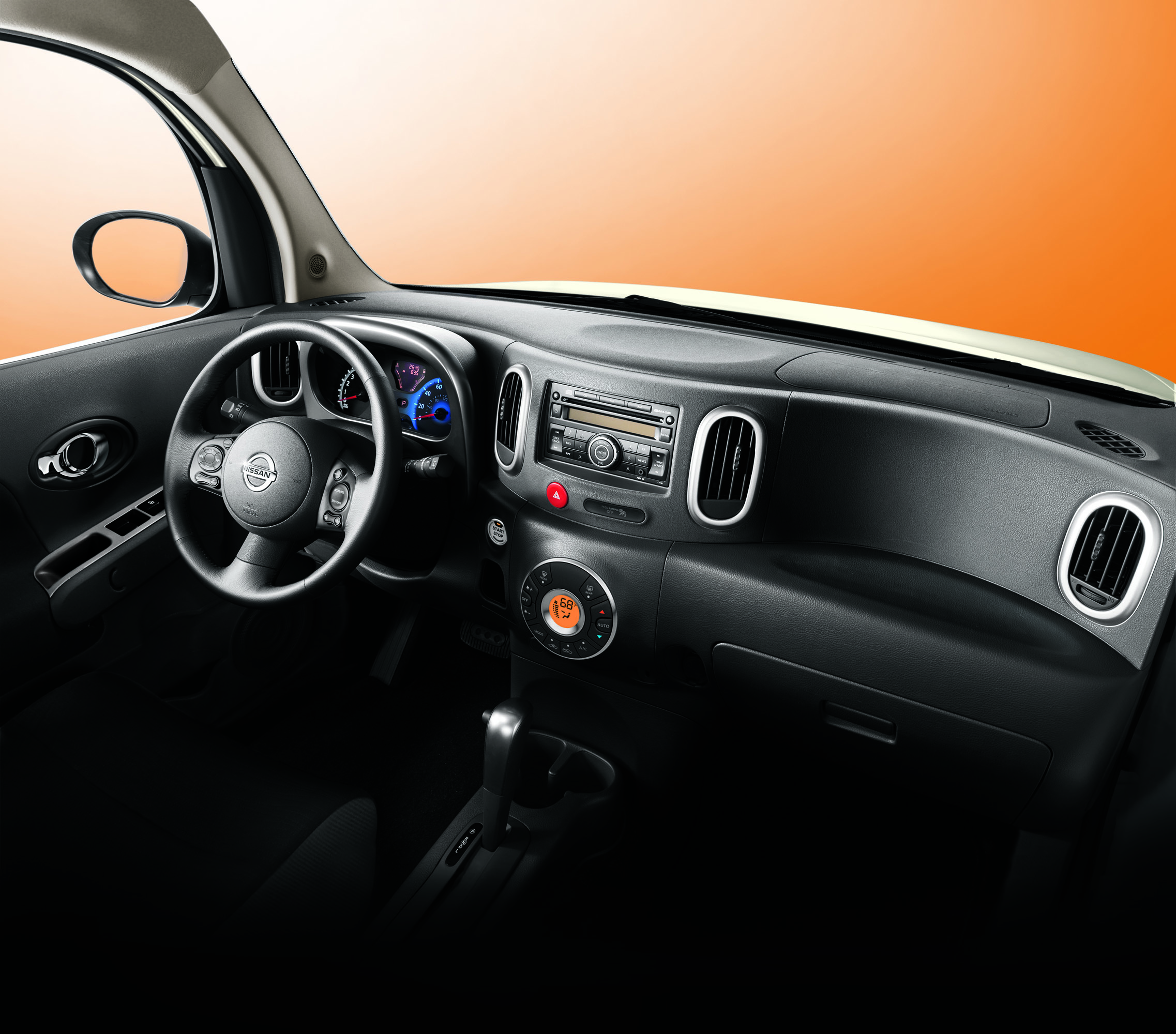 Nissan Cube photo #21