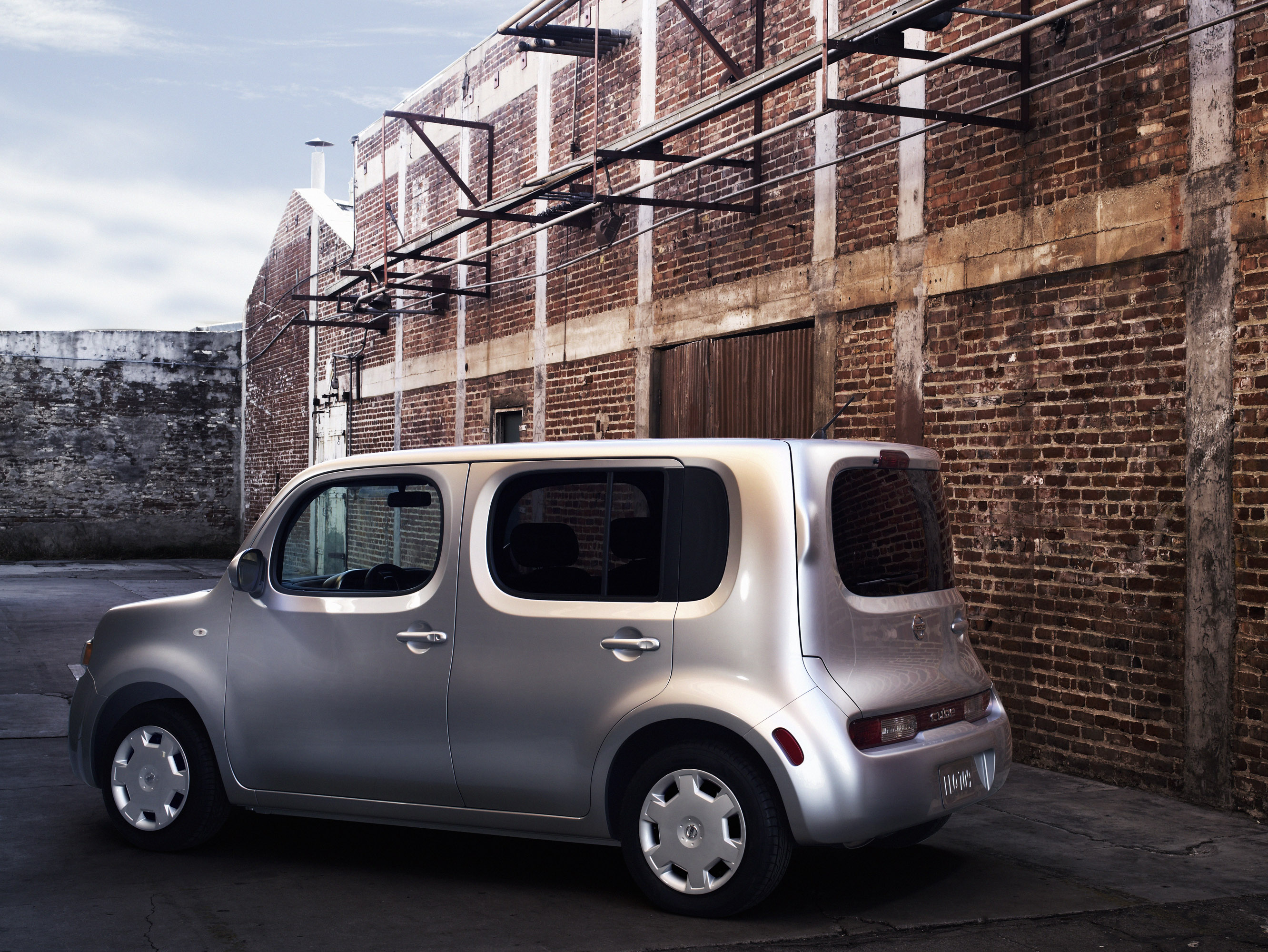 Nissan Cube photo #27