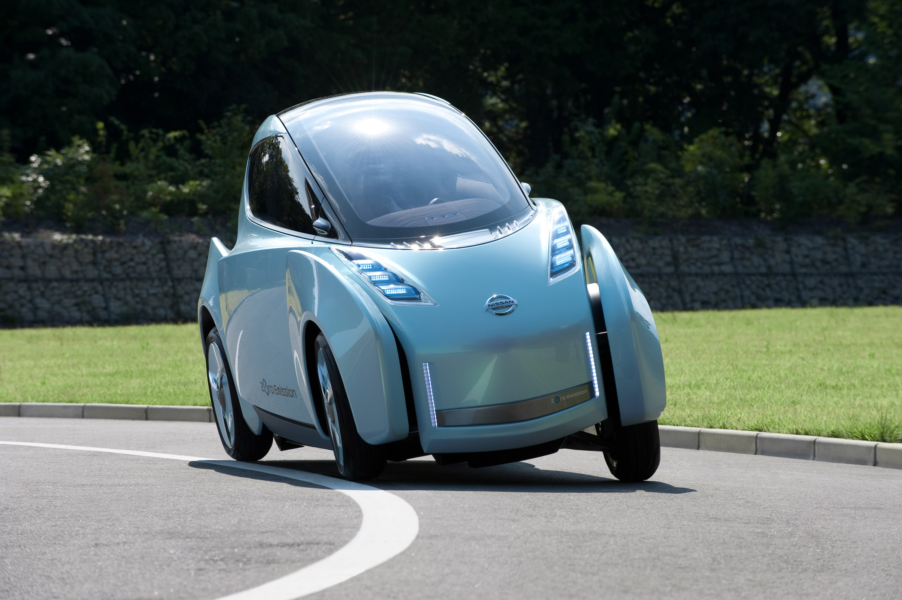 Nissan Land Glider Concept photo #10