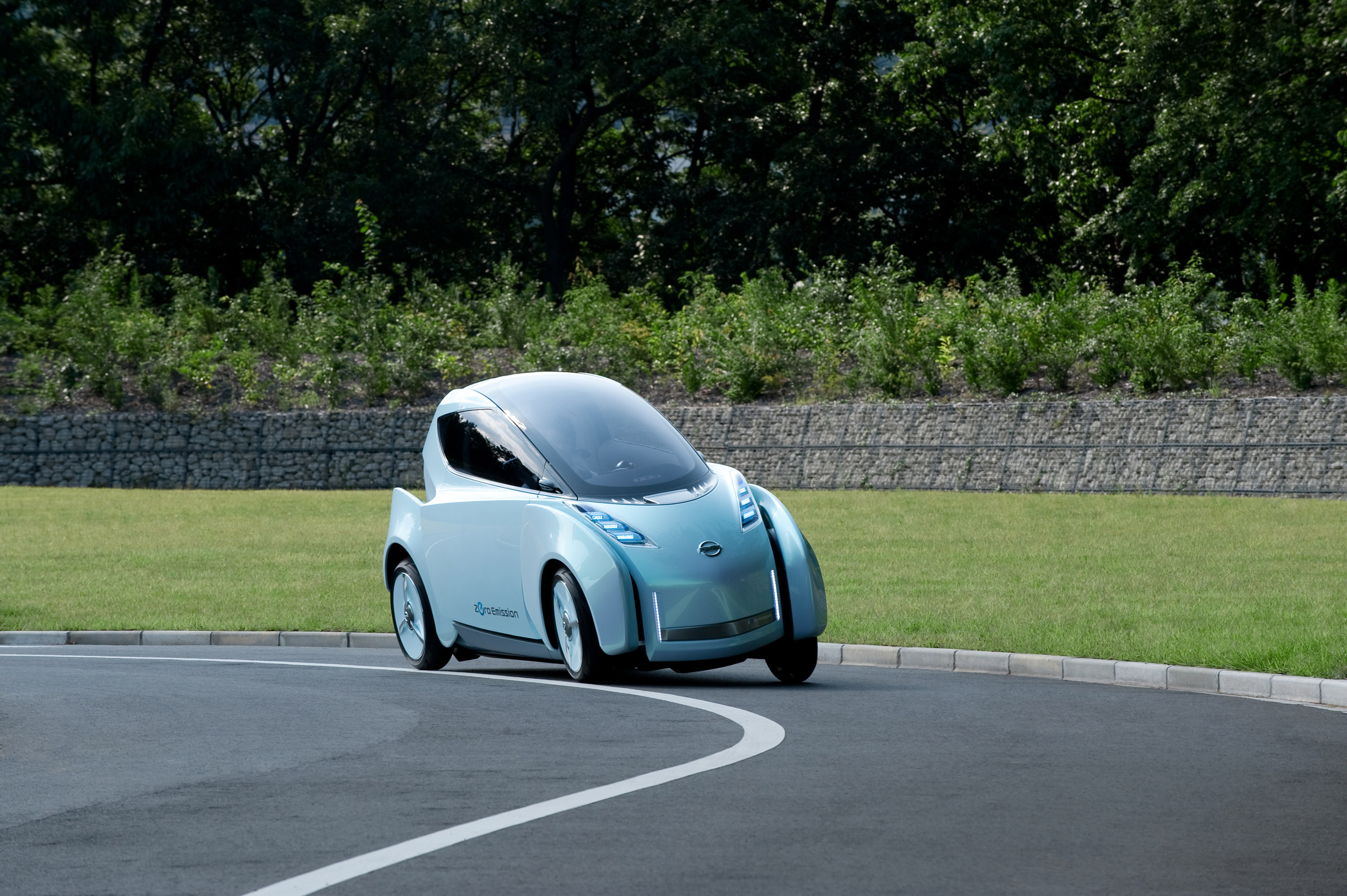 Nissan Land Glider Concept photo #11