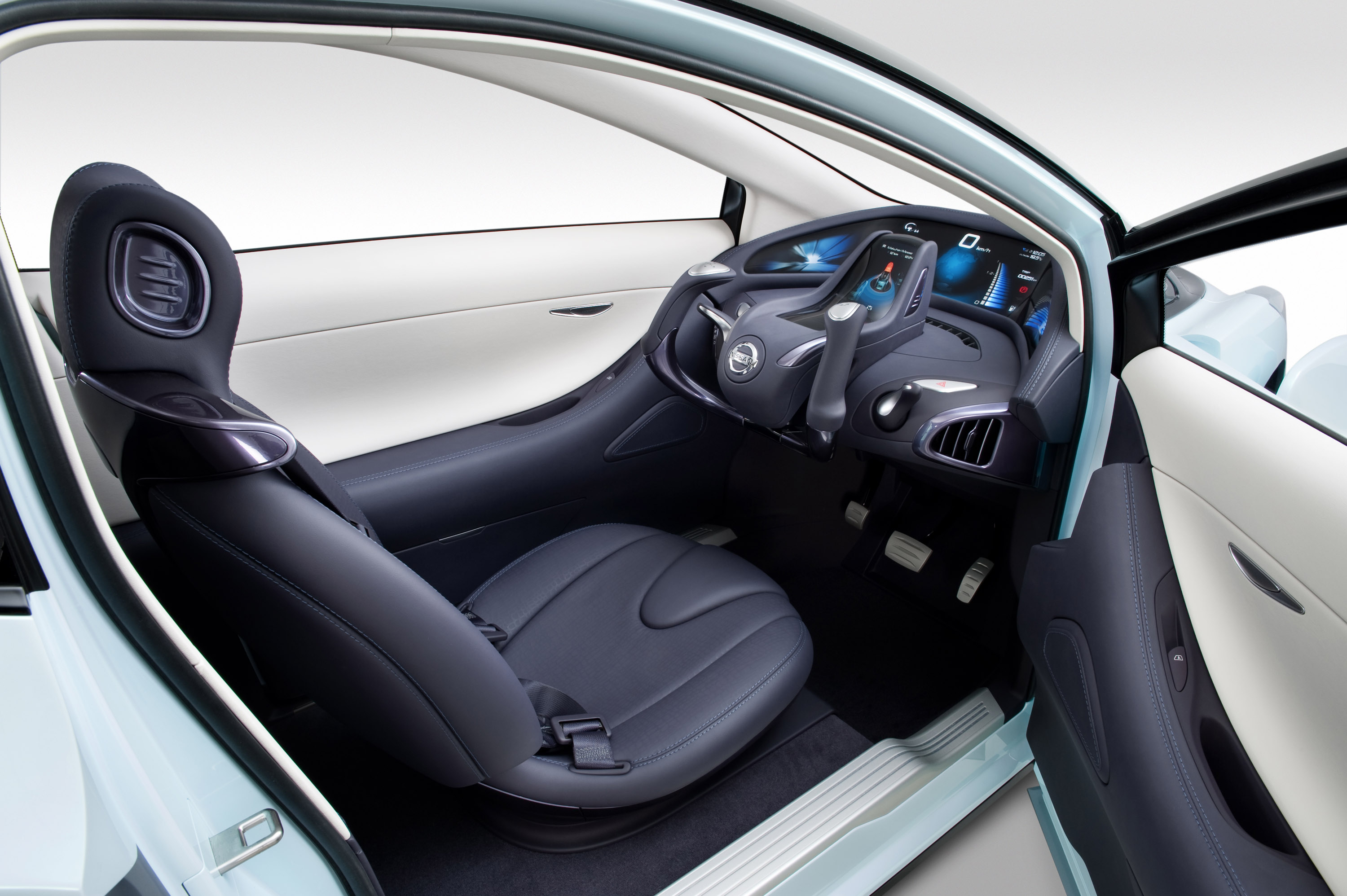 Nissan Land Glider Concept photo #18