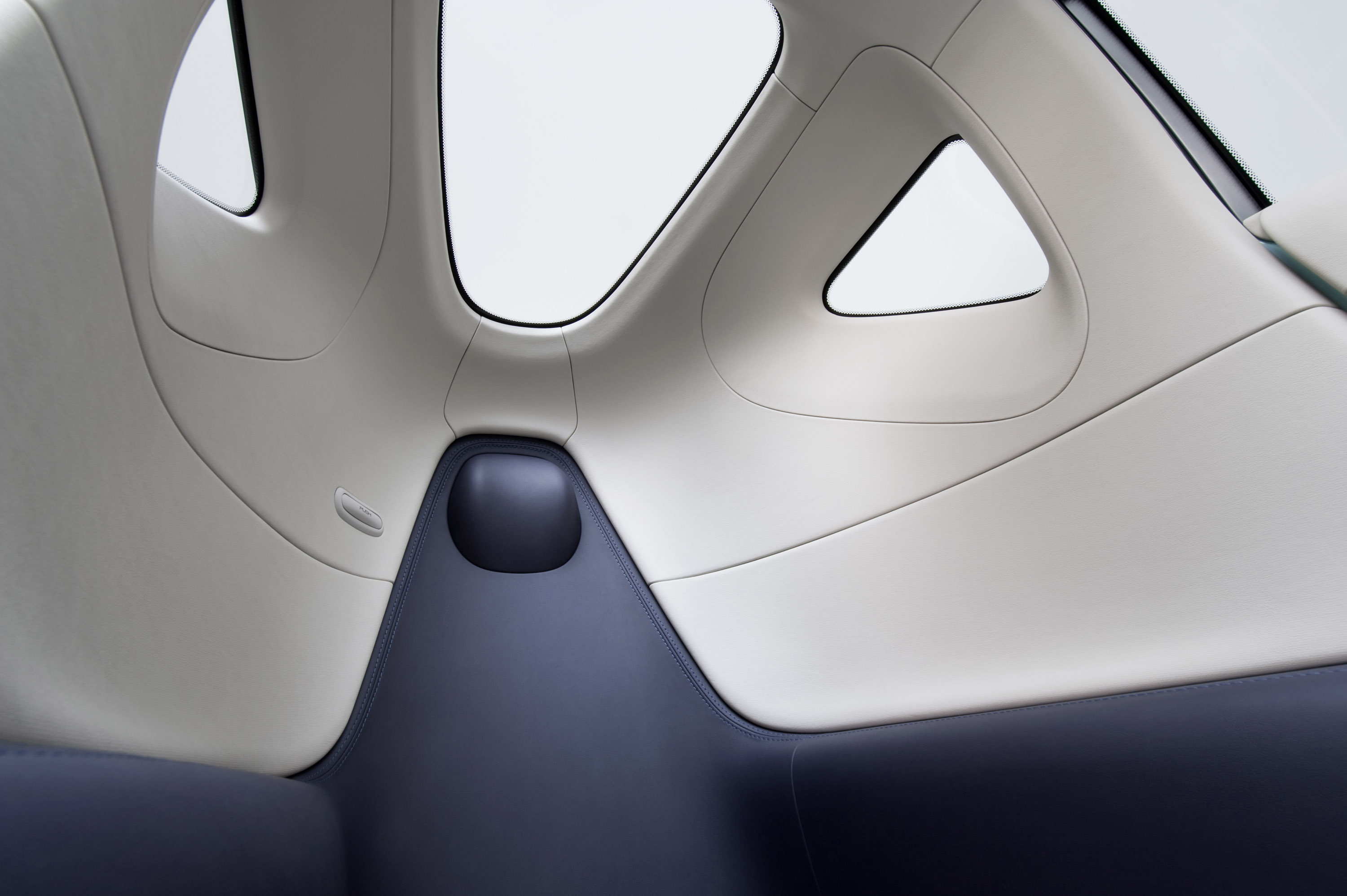 Nissan Land Glider Concept photo #21