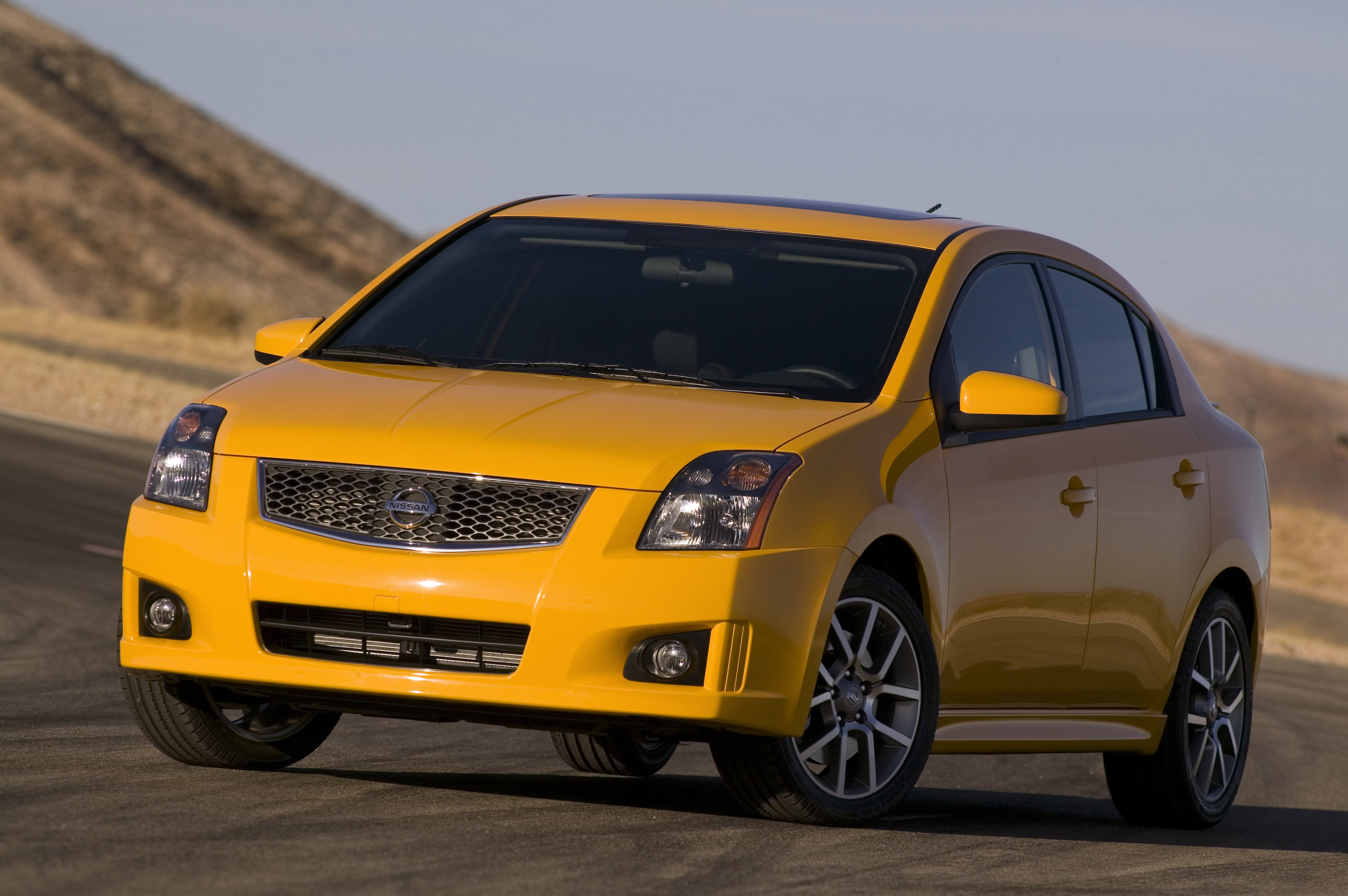 Nissan Sentra SE-R photo #1