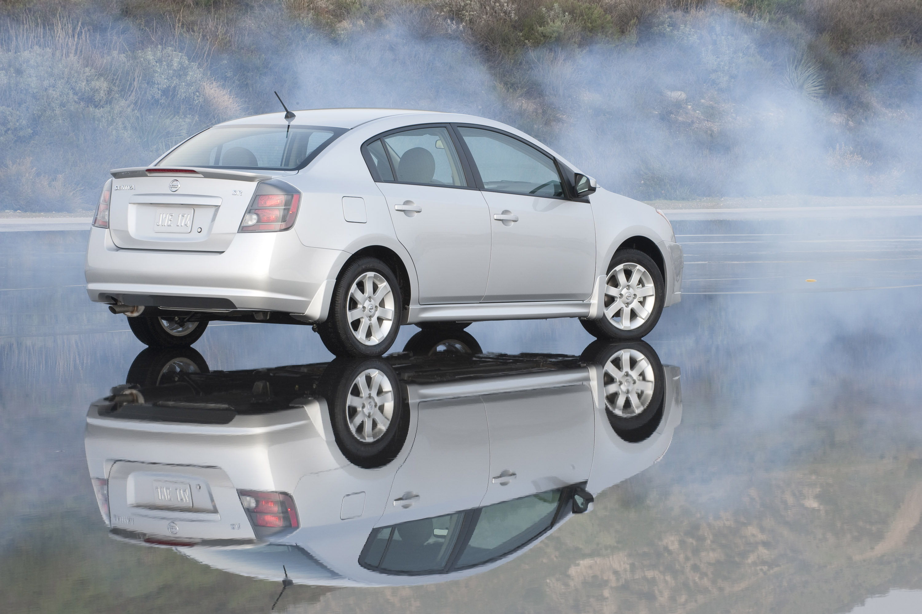 Nissan Sentra photo #30