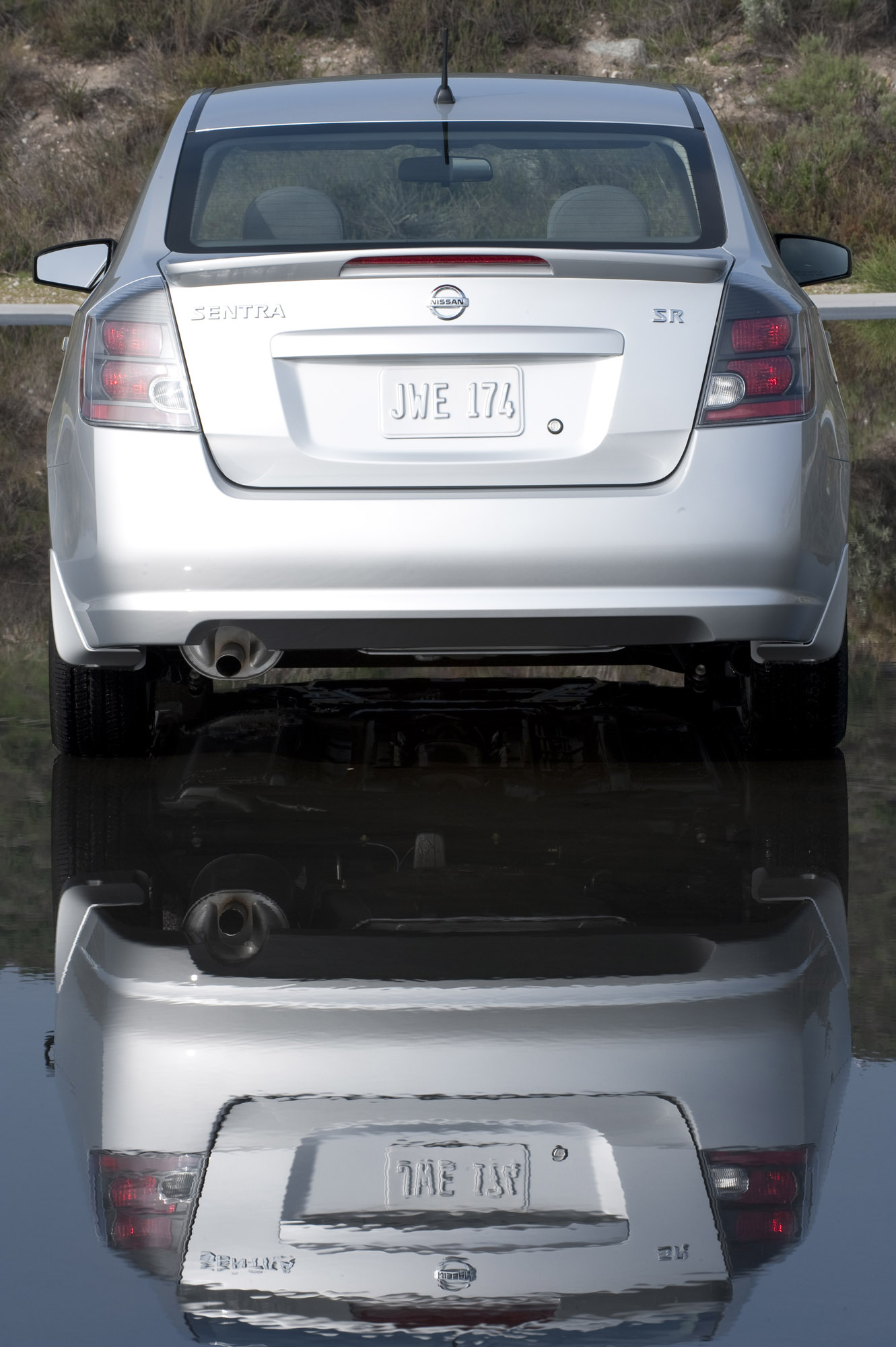 Nissan Sentra photo #36