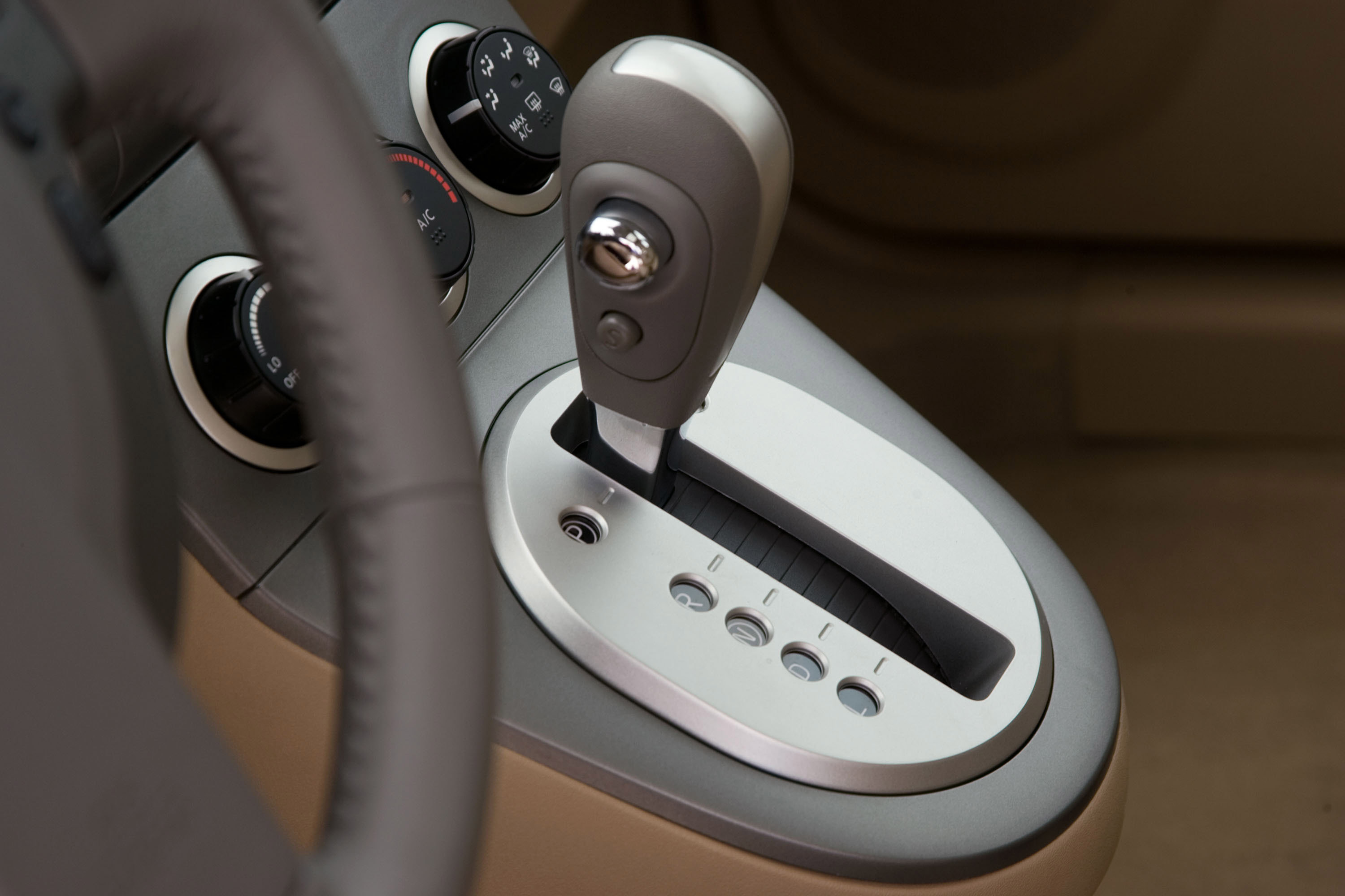 Nissan Sentra photo #39