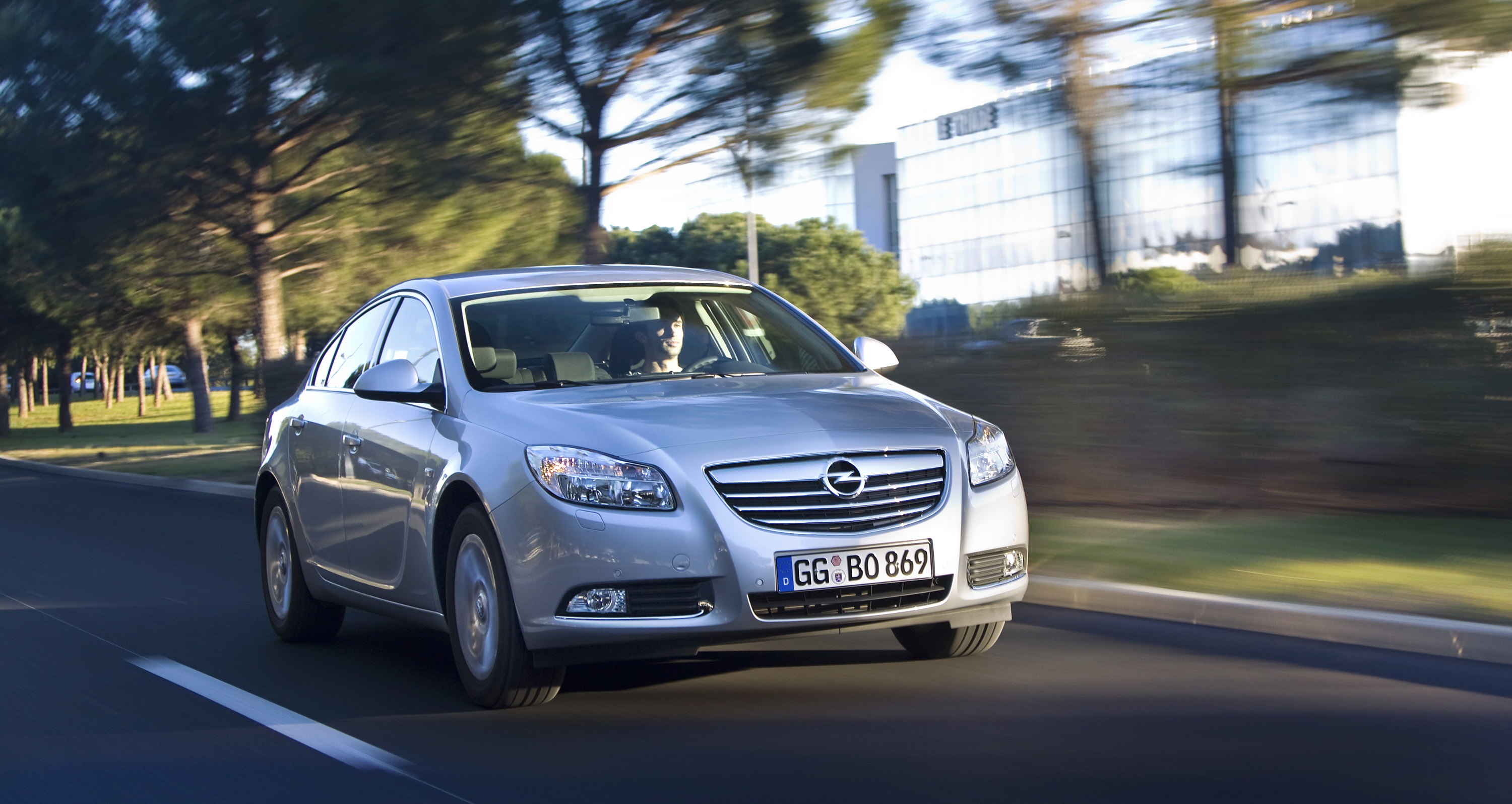 Opel Insignia ecoFLEX photo #2