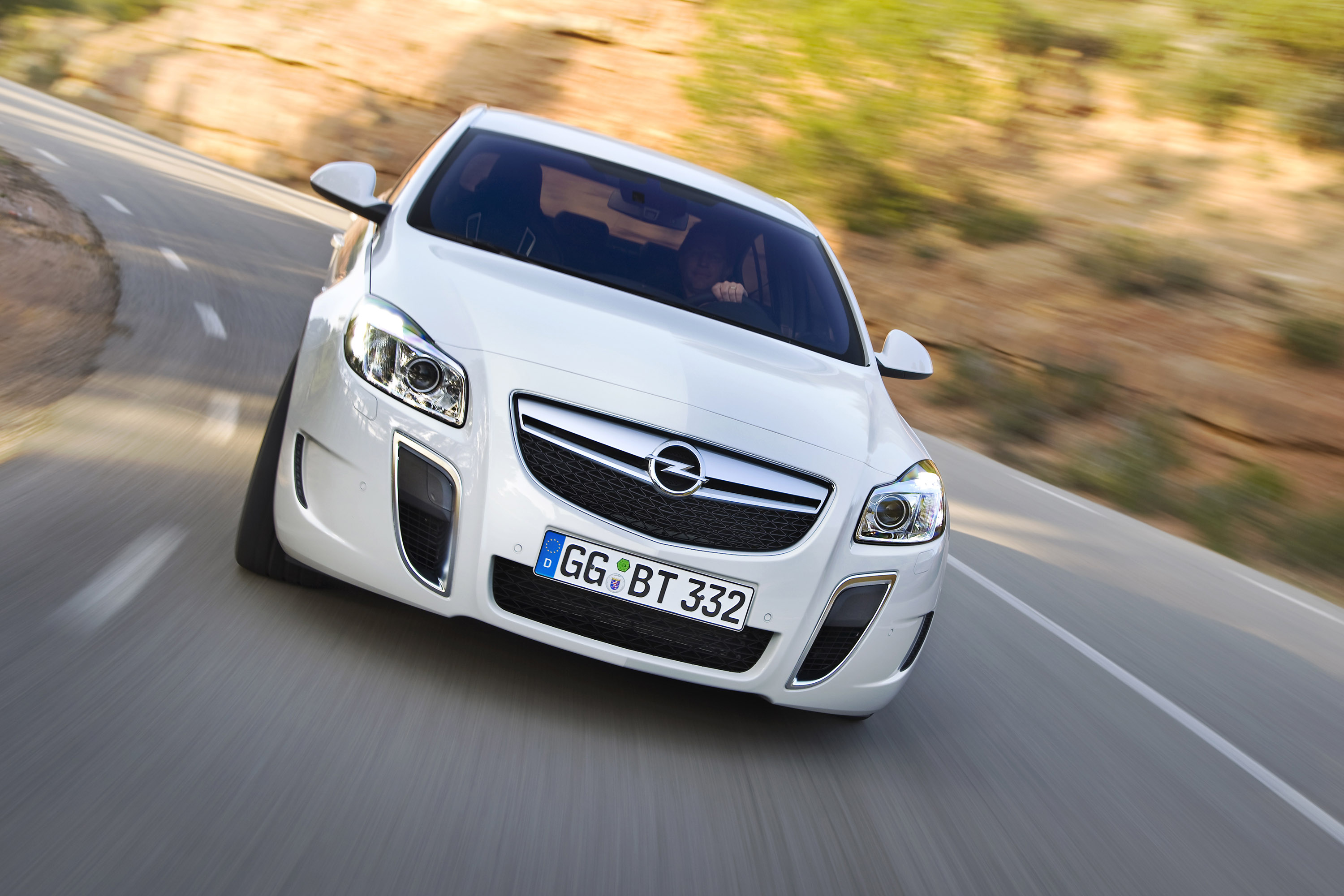 Opel Insignia OPC photo #2