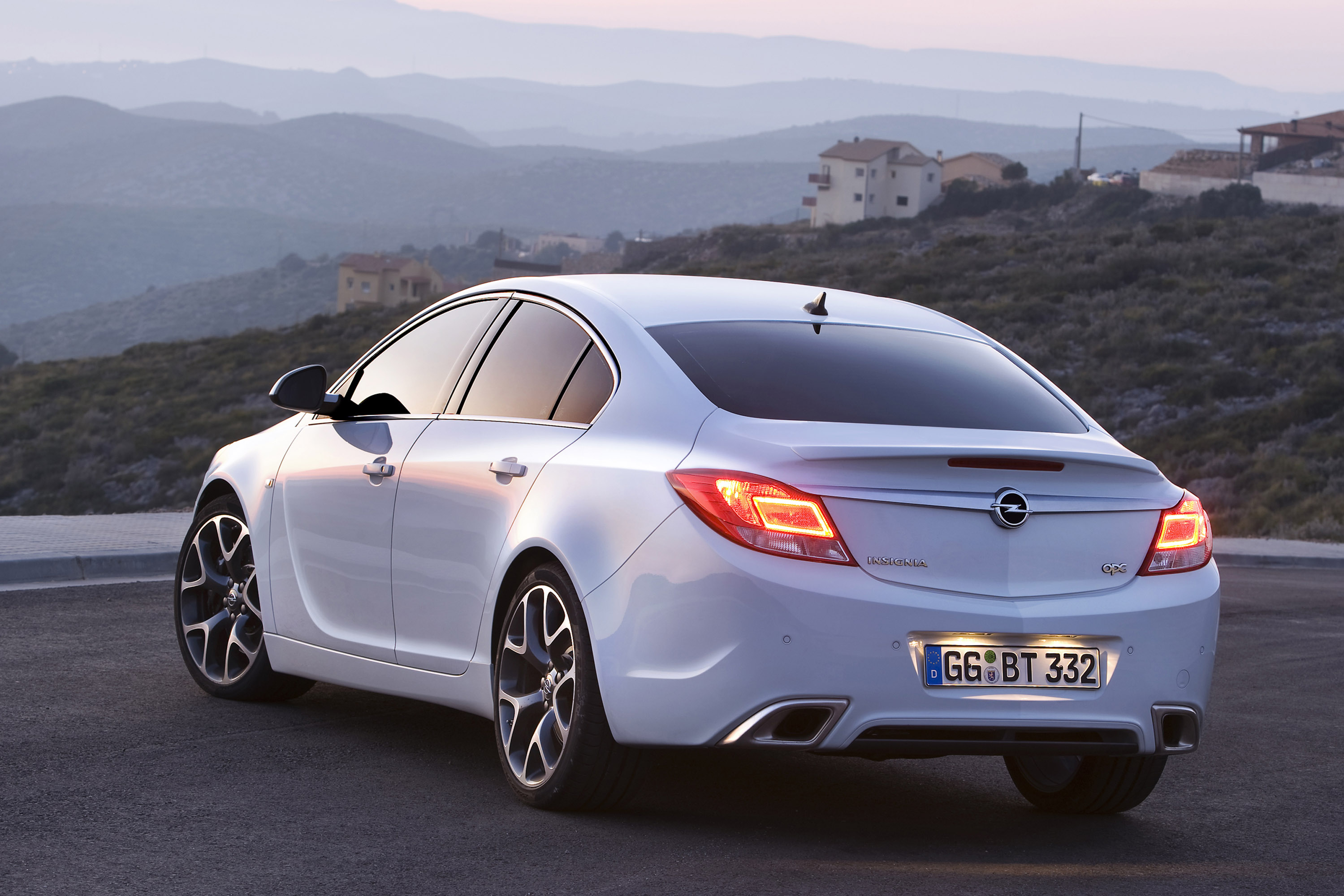 Opel Insignia OPC photo #20