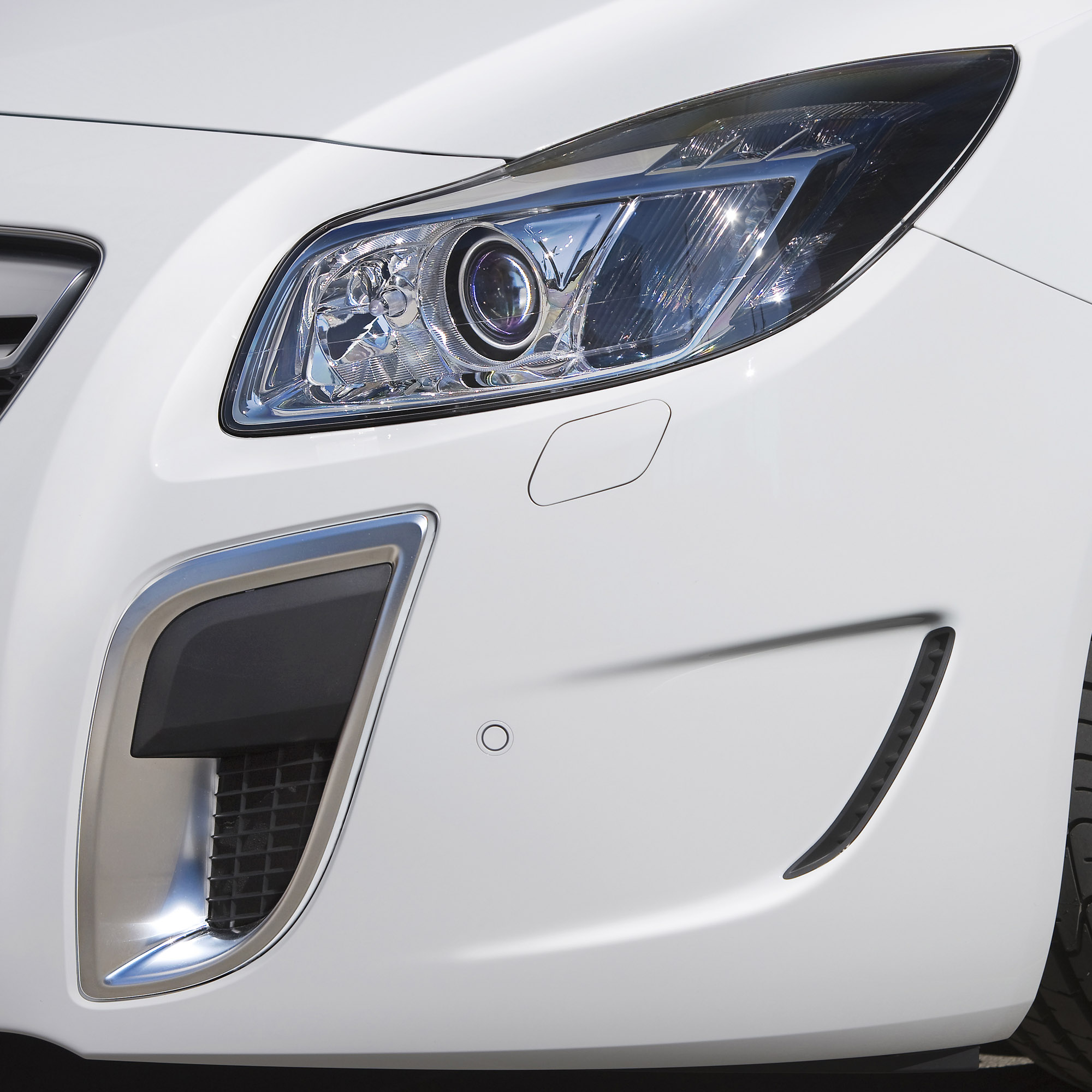 Opel Insignia OPC photo #25