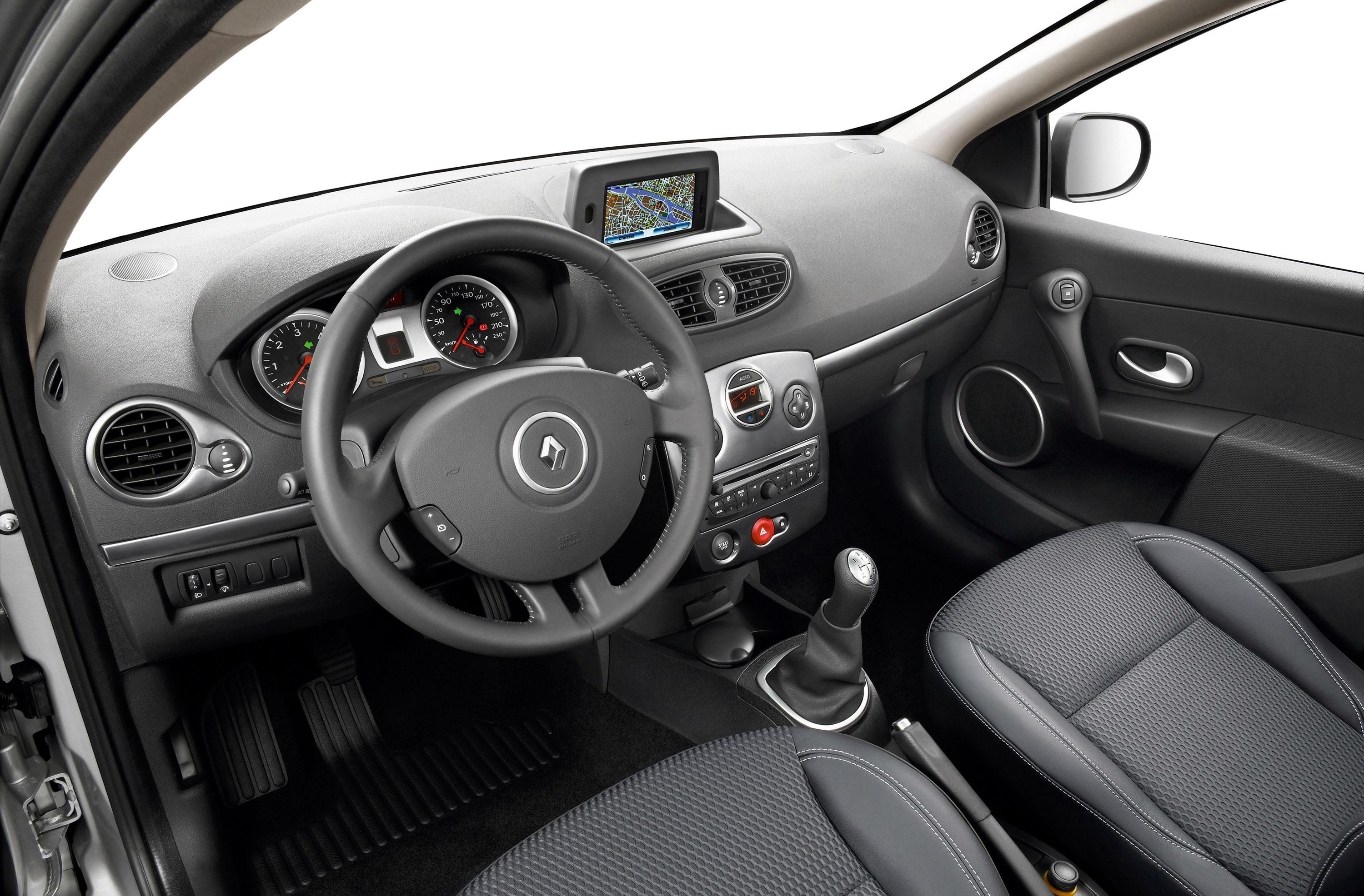 Renault Clio photo #16