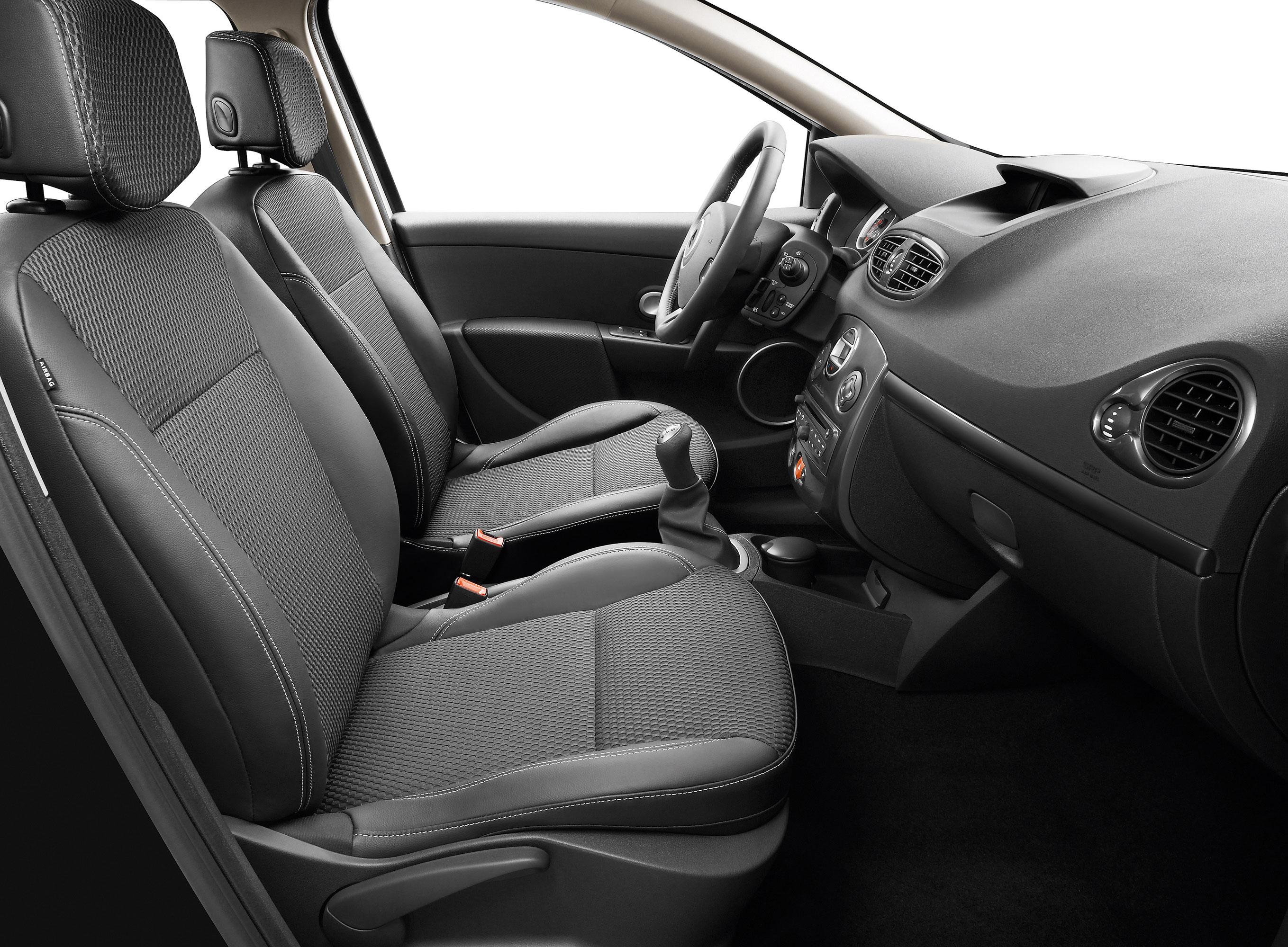 Renault Clio photo #19