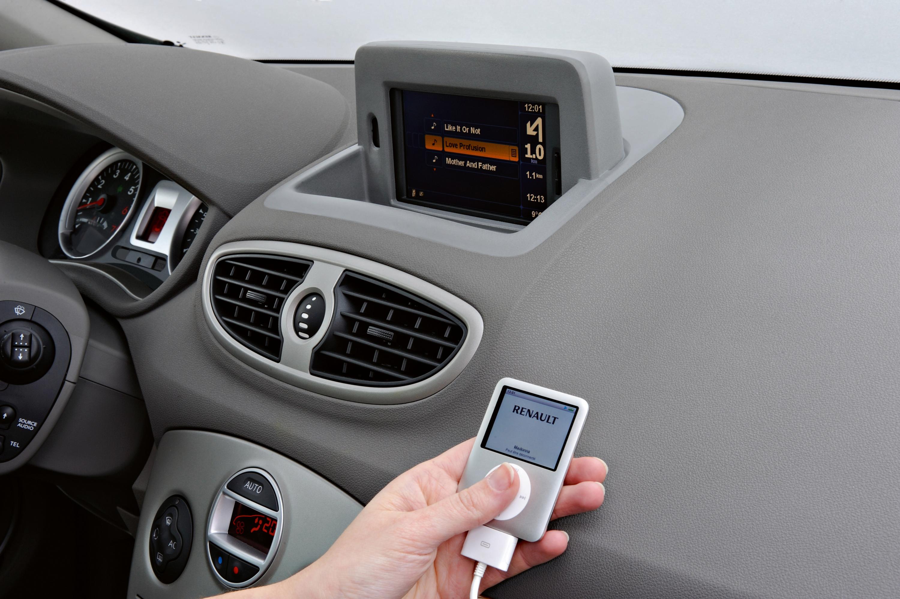 Renault Clio photo #20