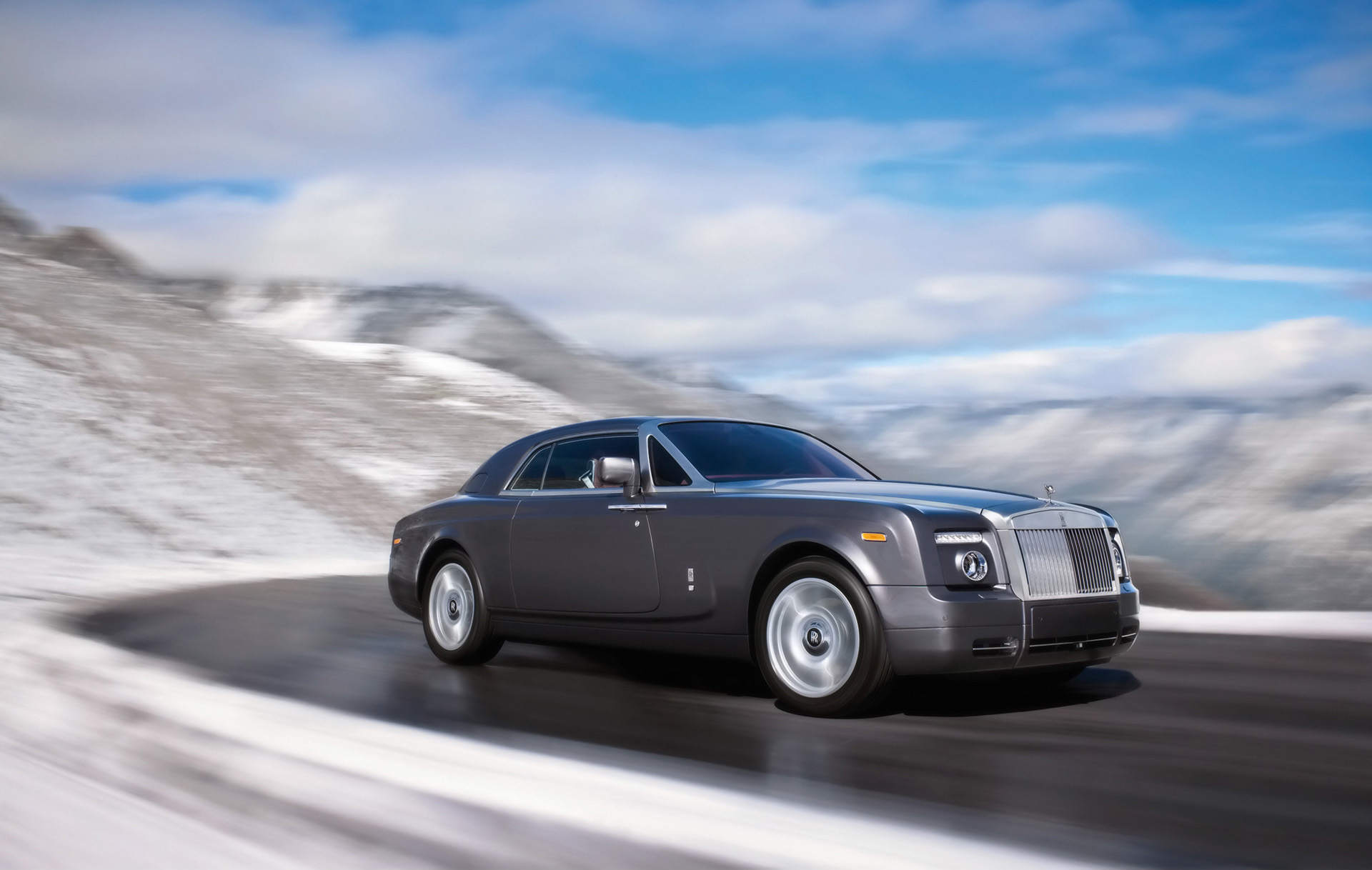 Rolls-Royce Phantom Coupe photo #16