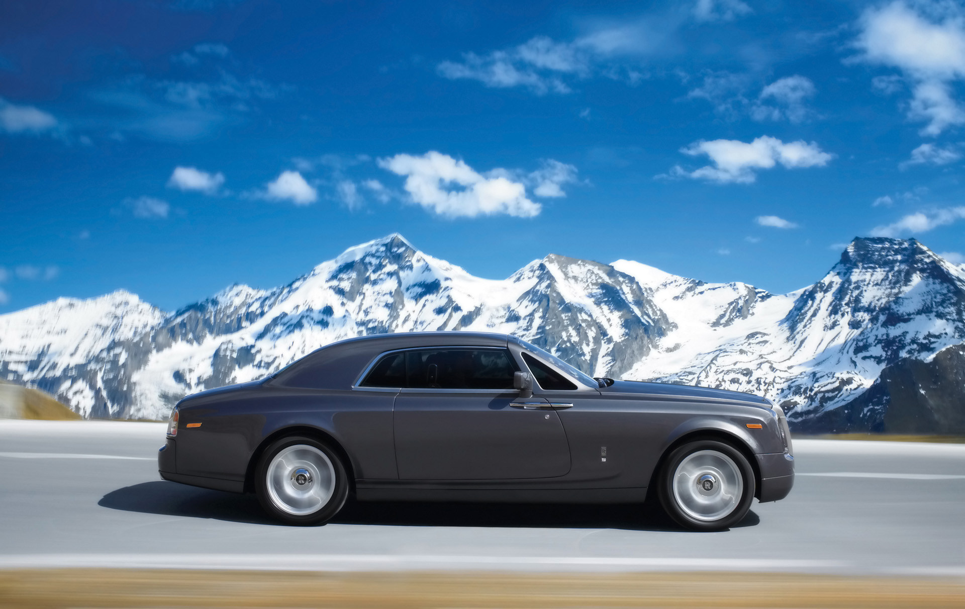 Rolls-Royce Phantom Coupe photo #23