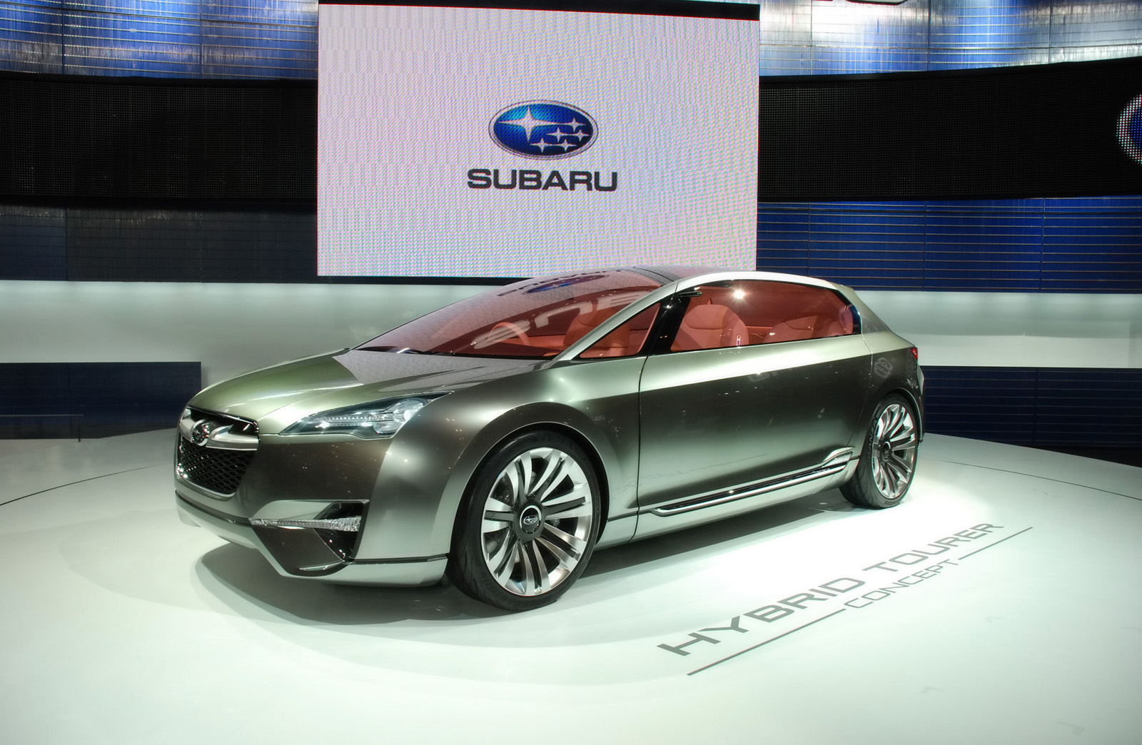 Subaru Hybrid Tourer Concept photo #2