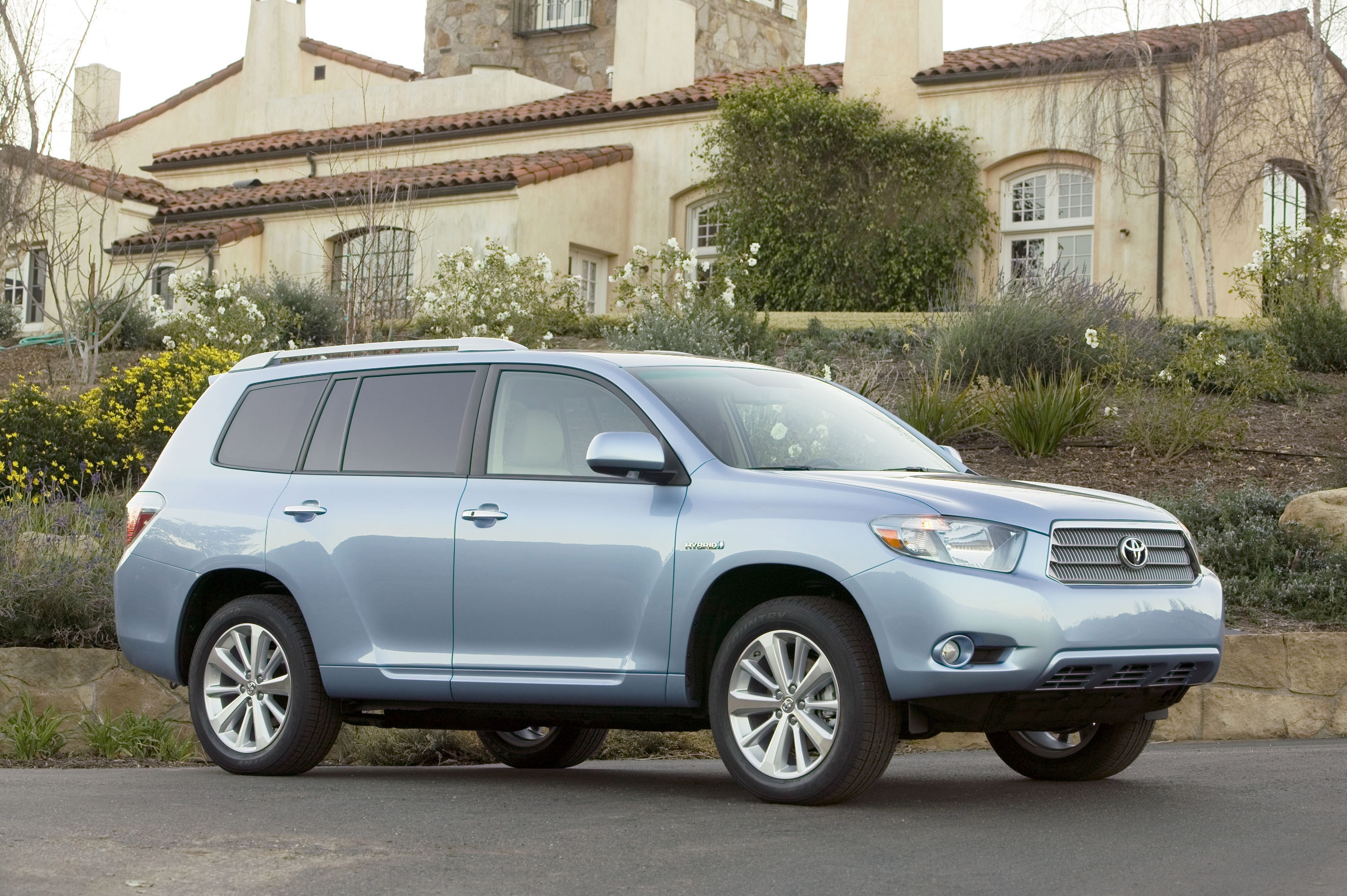 Toyota Highlander Hybrid photo #3