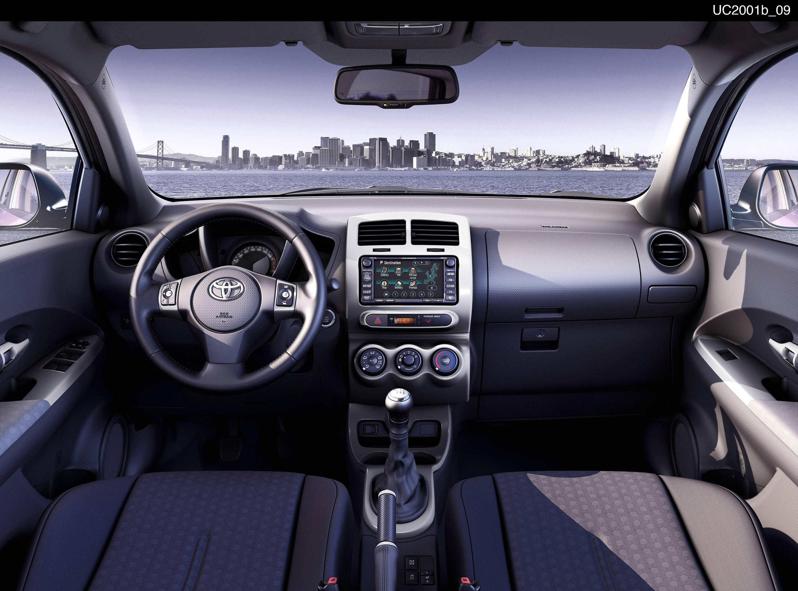 Toyota Urban Cruiser photo #19