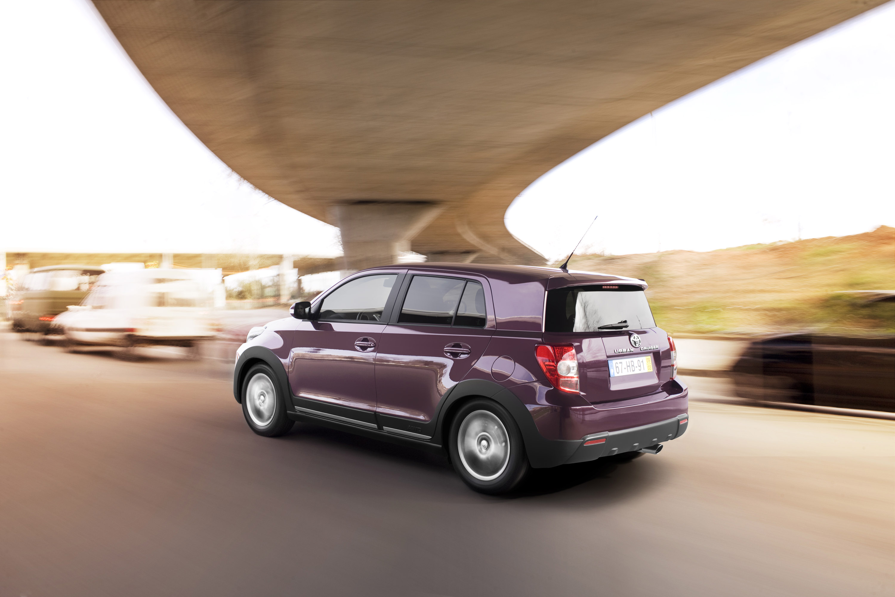 Toyota Urban Cruiser photo #31