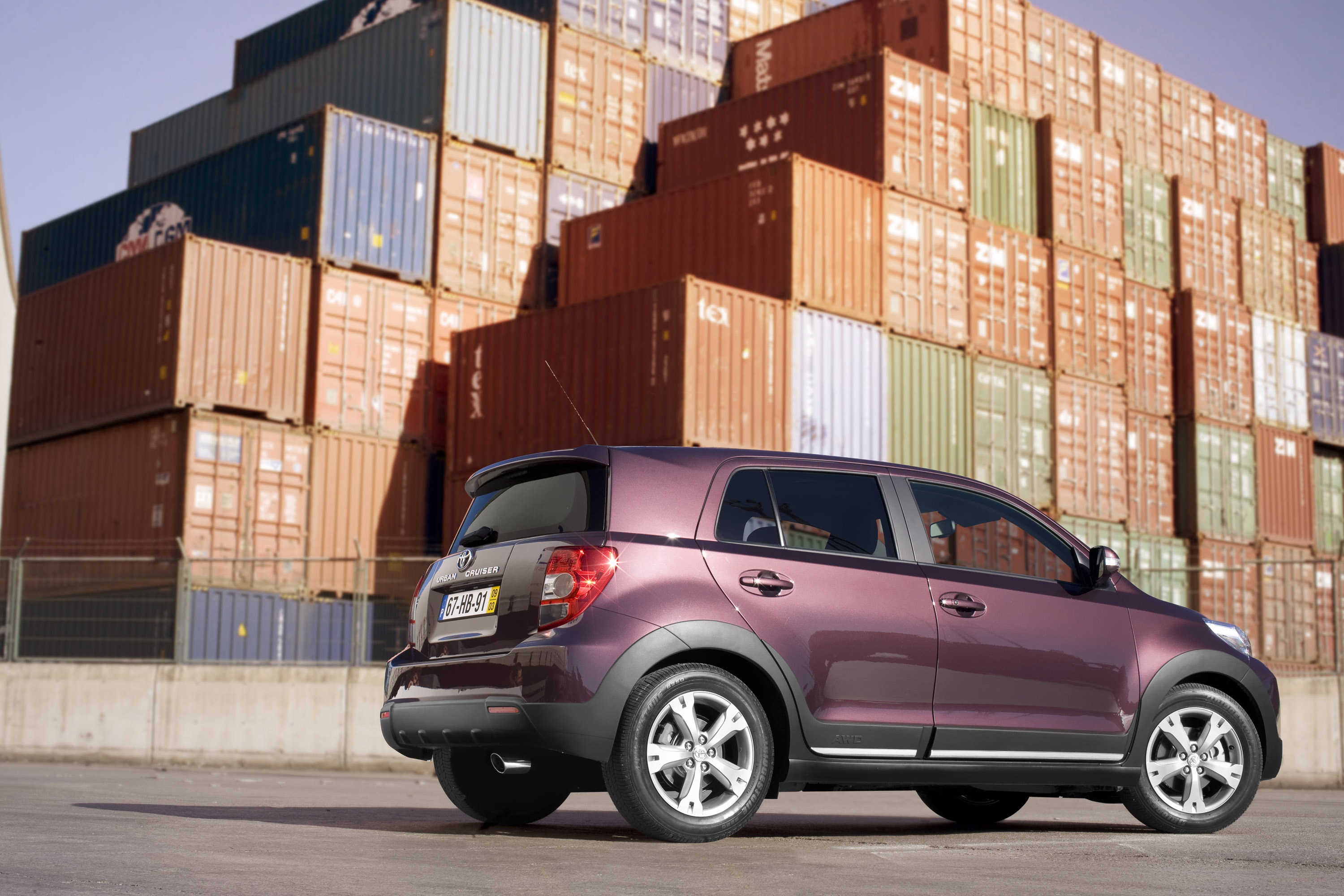 Toyota Urban Cruiser photo #36