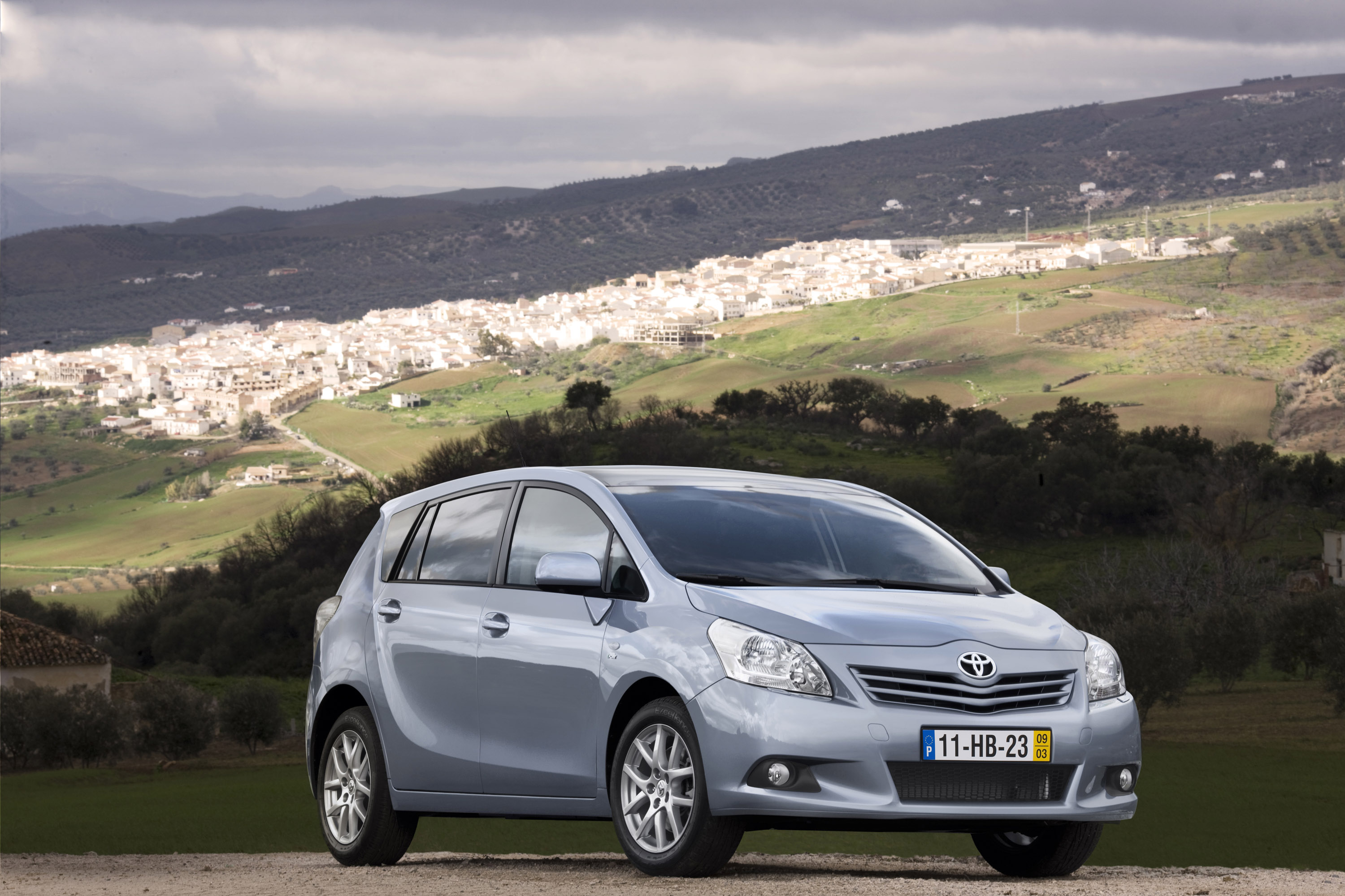 Toyota Verso photo #17