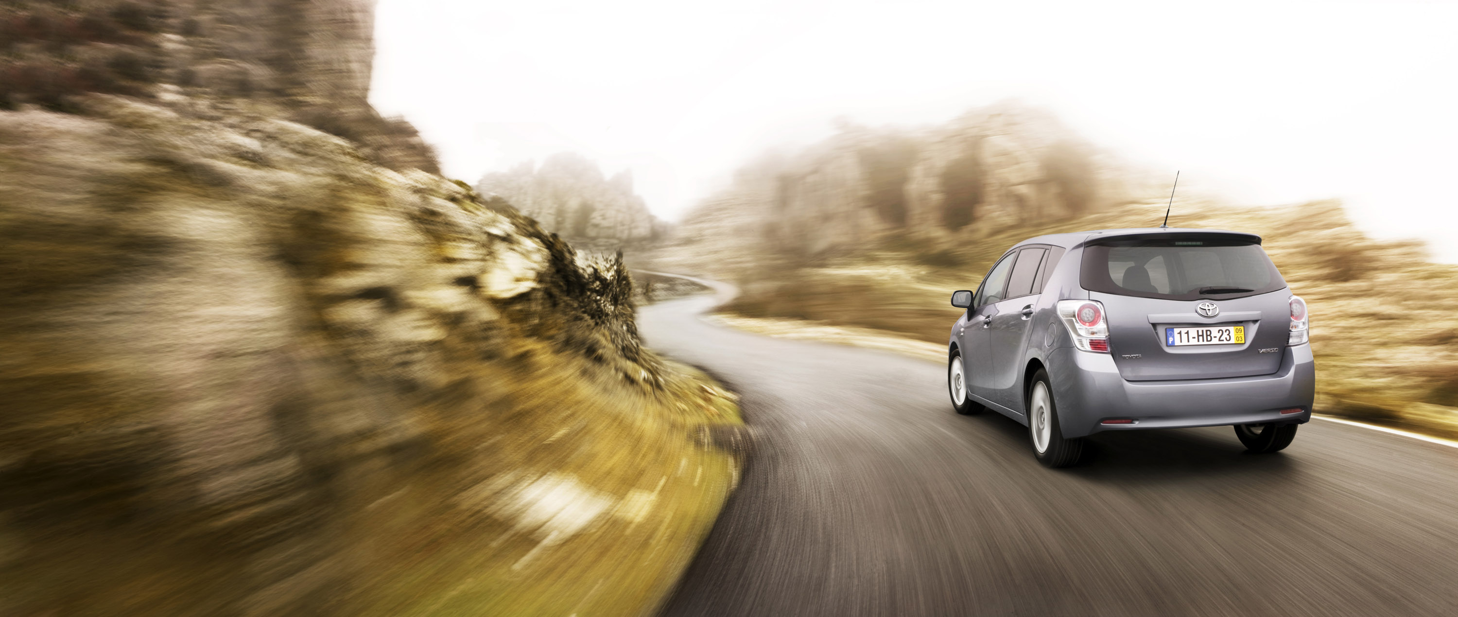 Toyota Verso photo #36