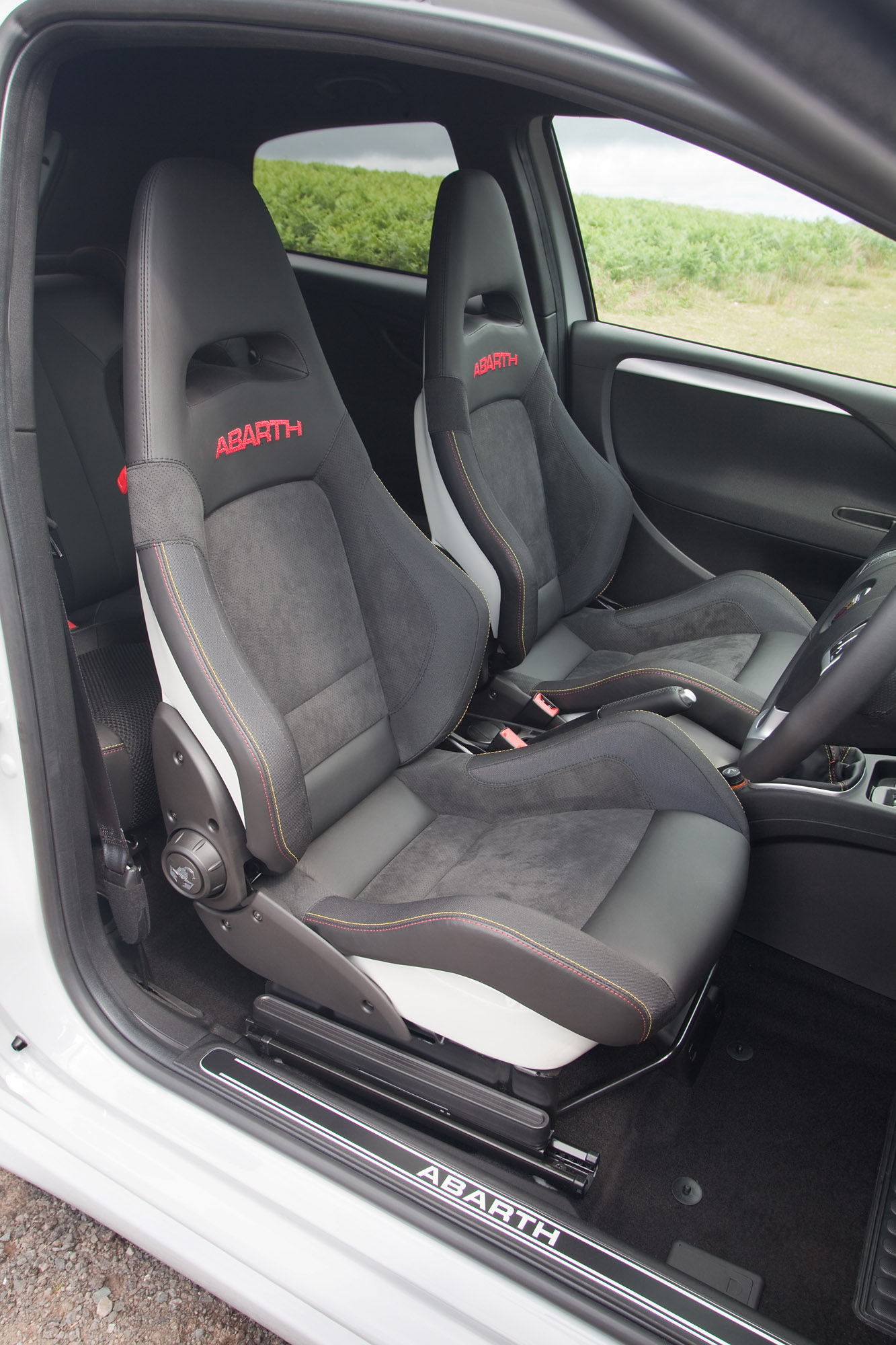 Abarth Punto Evo photo #42