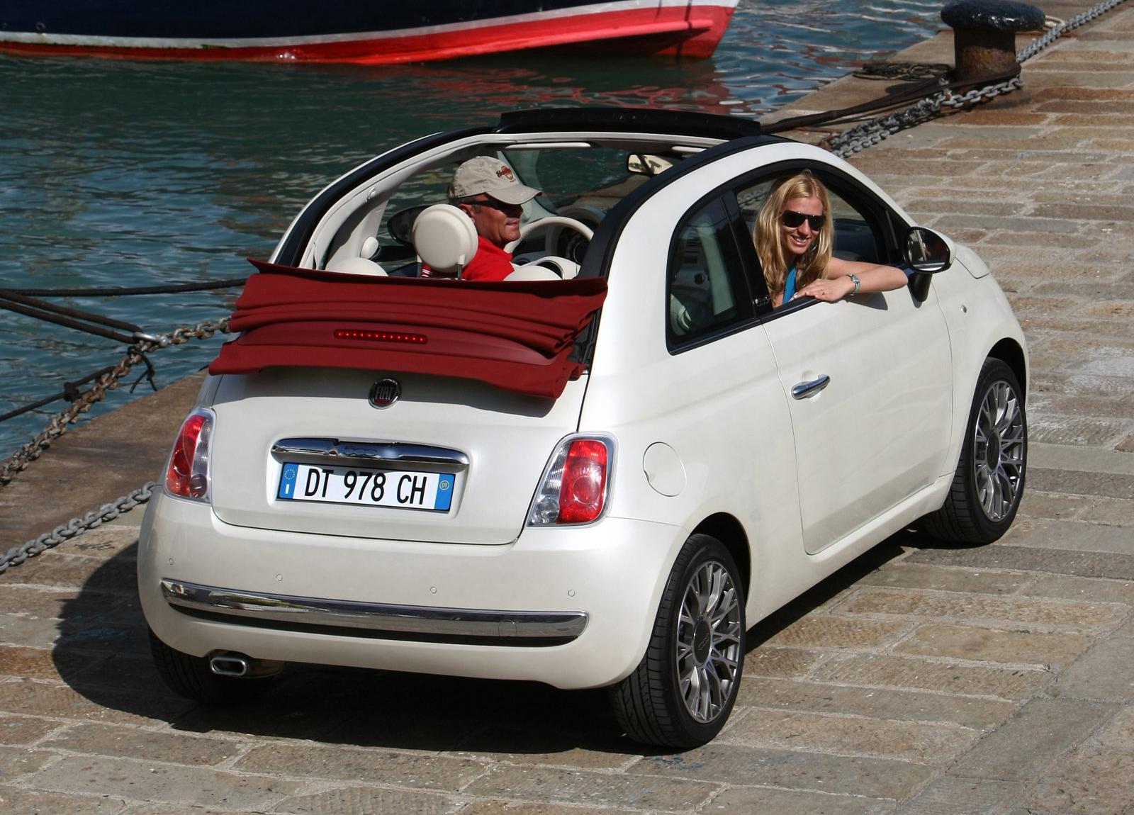 Fiat 500C photo #15