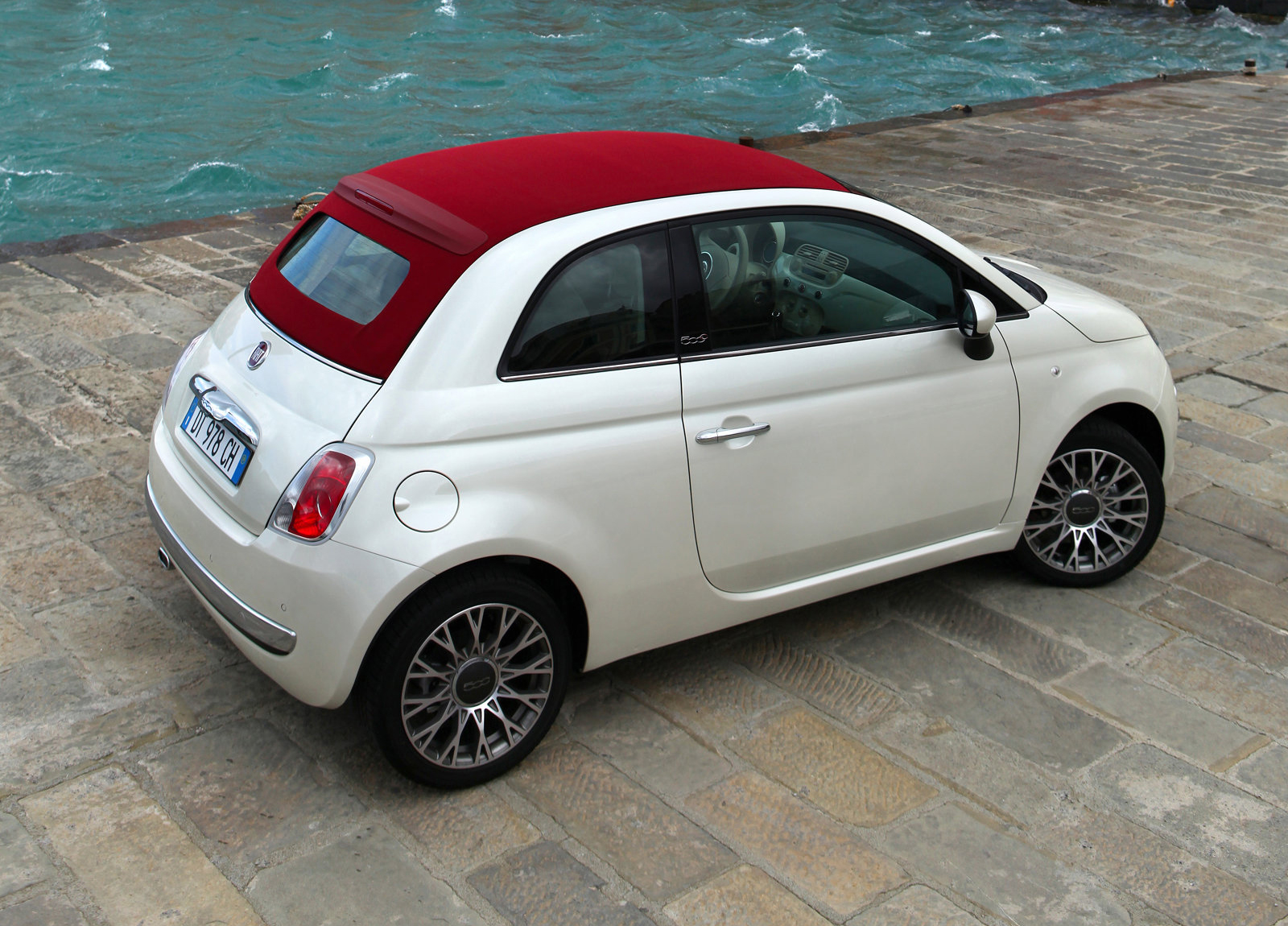 Fiat 500C photo #17
