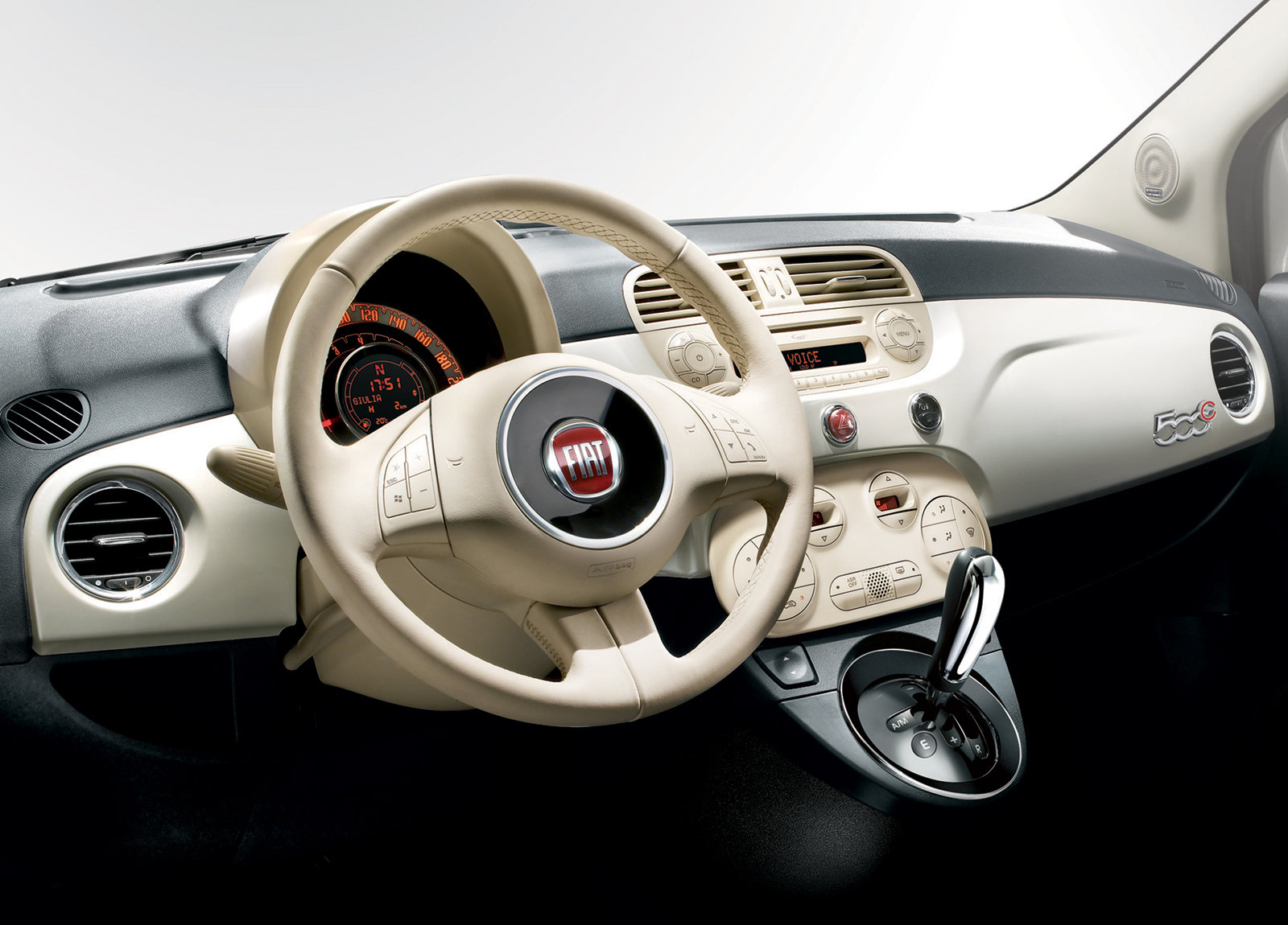 Fiat 500C photo #24