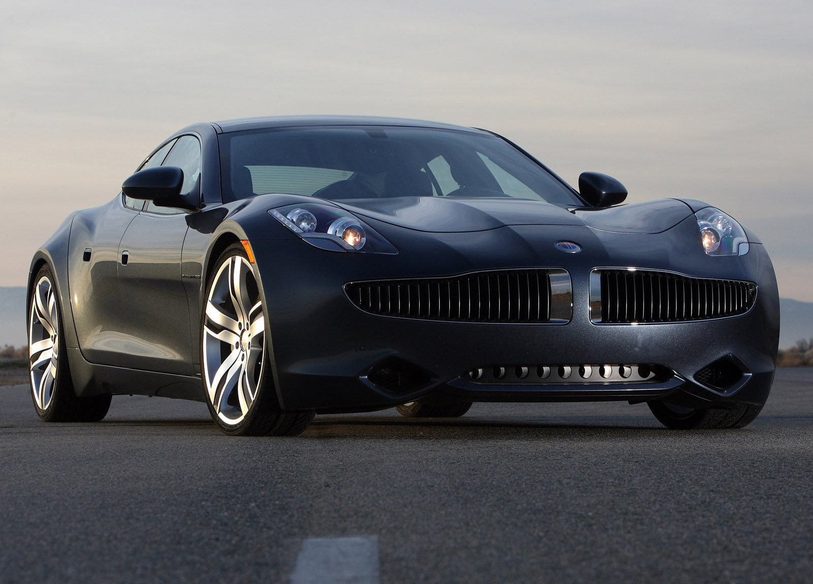 Fisker Karma photo #1