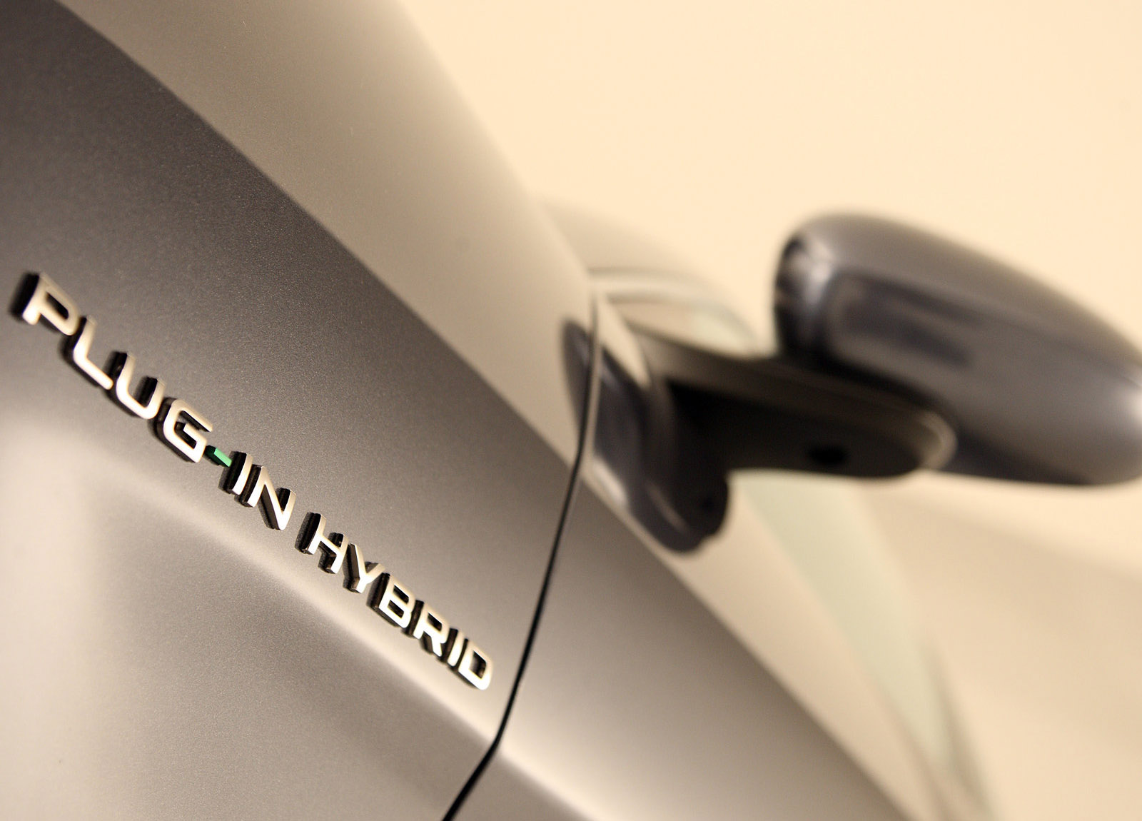 Fisker Karma photo #15