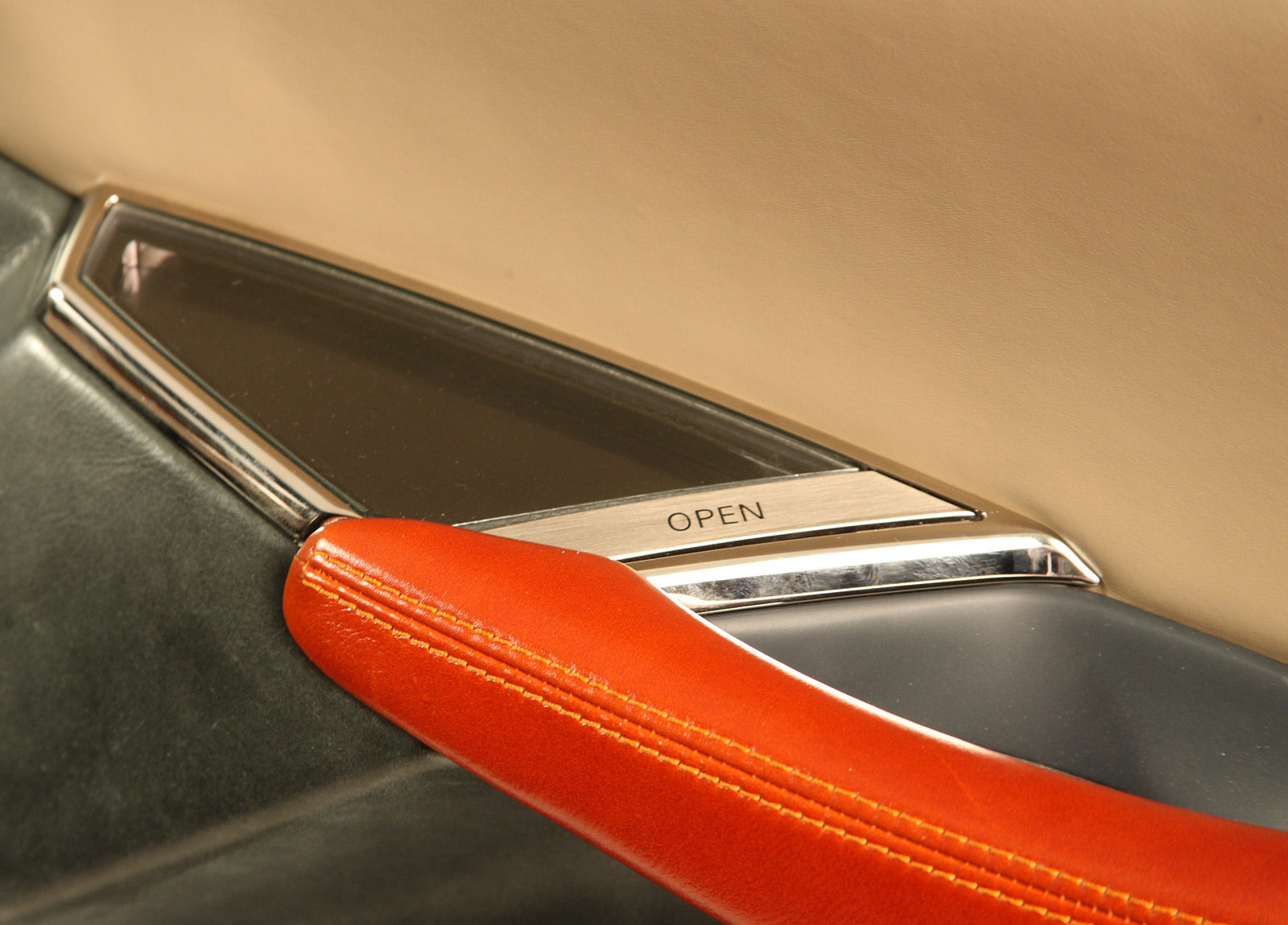 Fisker Karma photo #16