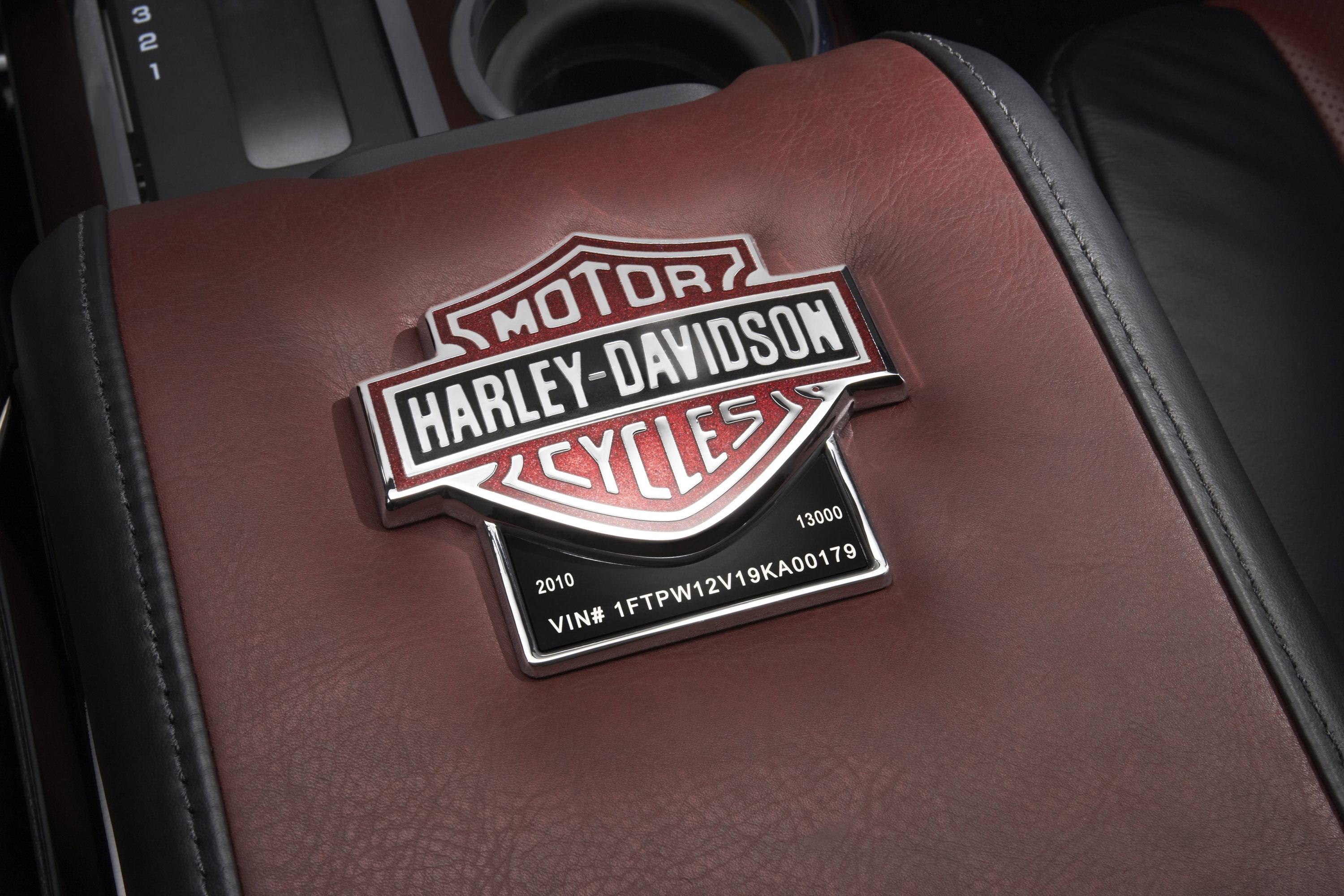 Ford F-150 Harley-Davidson photo #19