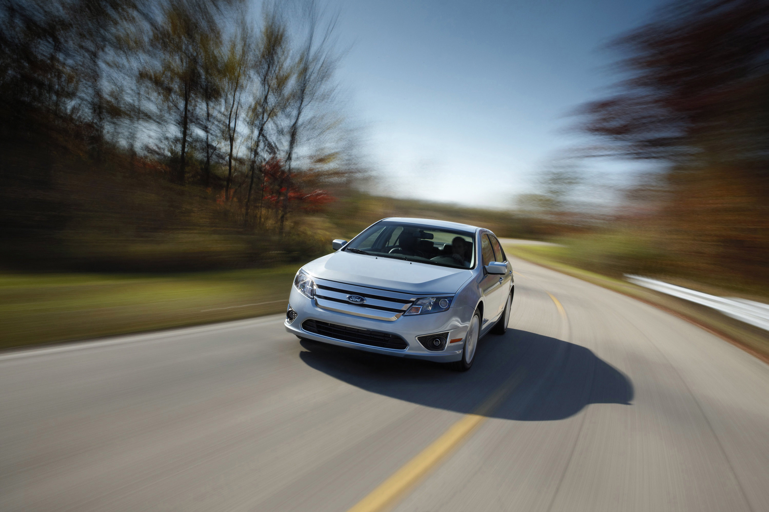 Ford Fusion Hybrid photo #12