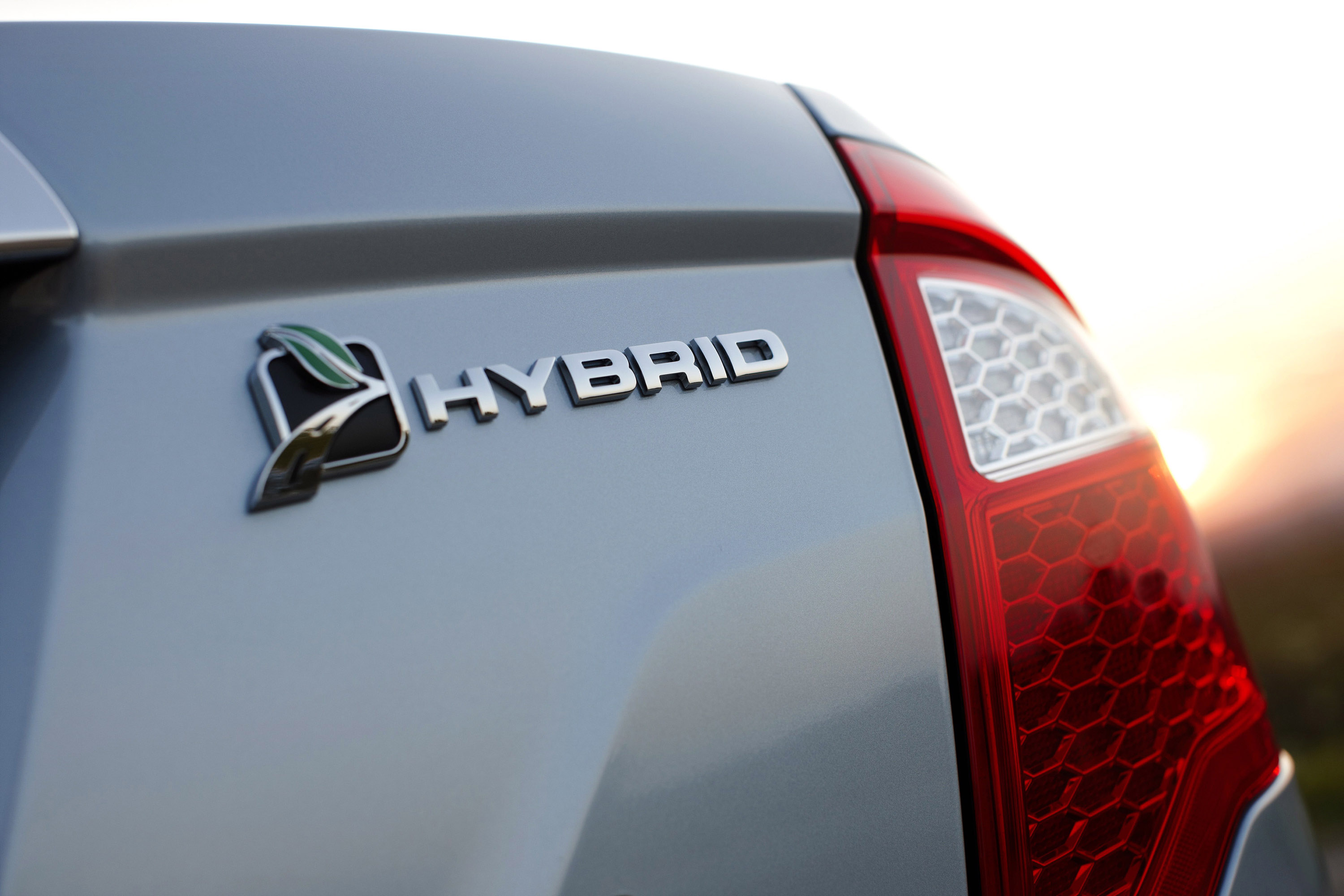 Ford Fusion Hybrid photo #23