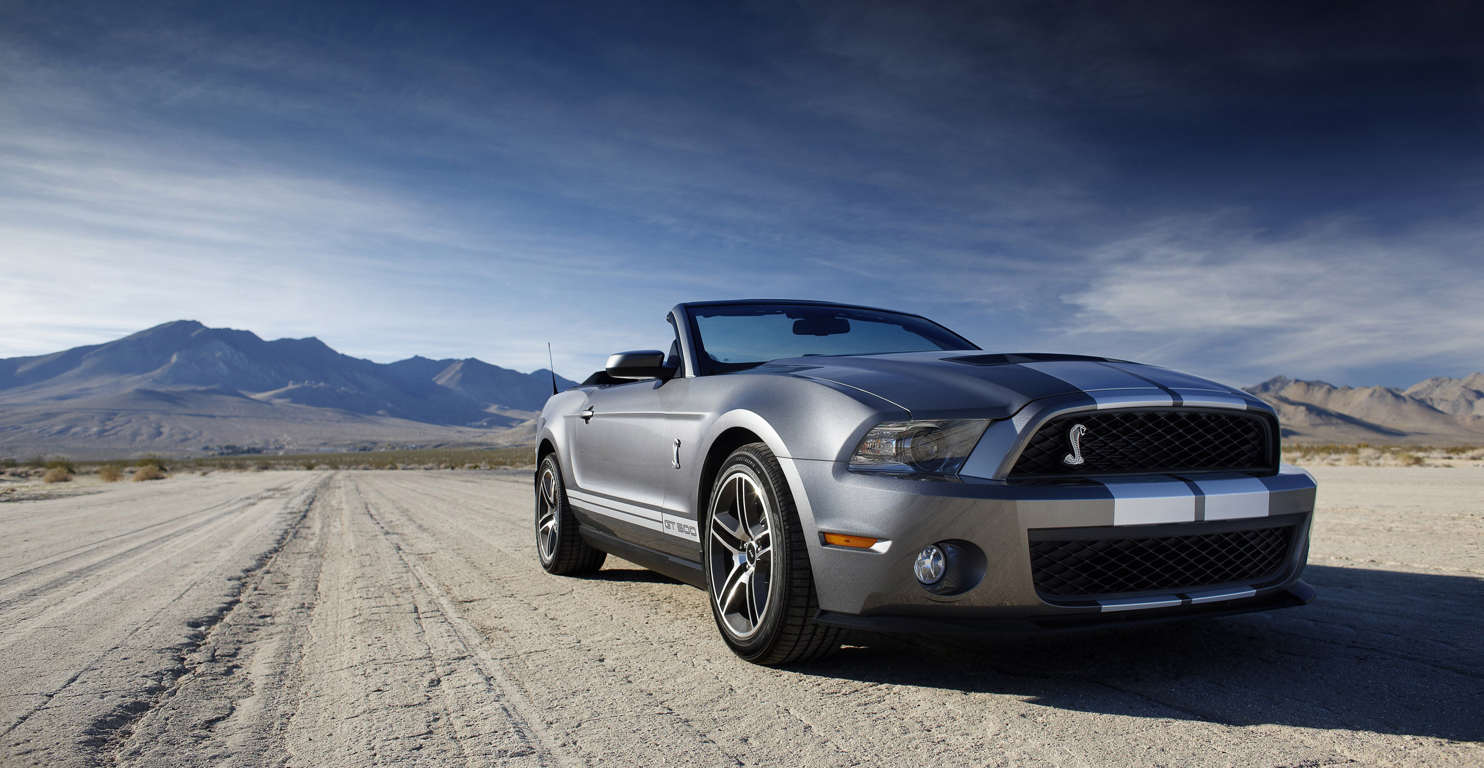 Ford Mustang Shelby GT500 Convertible photo #1