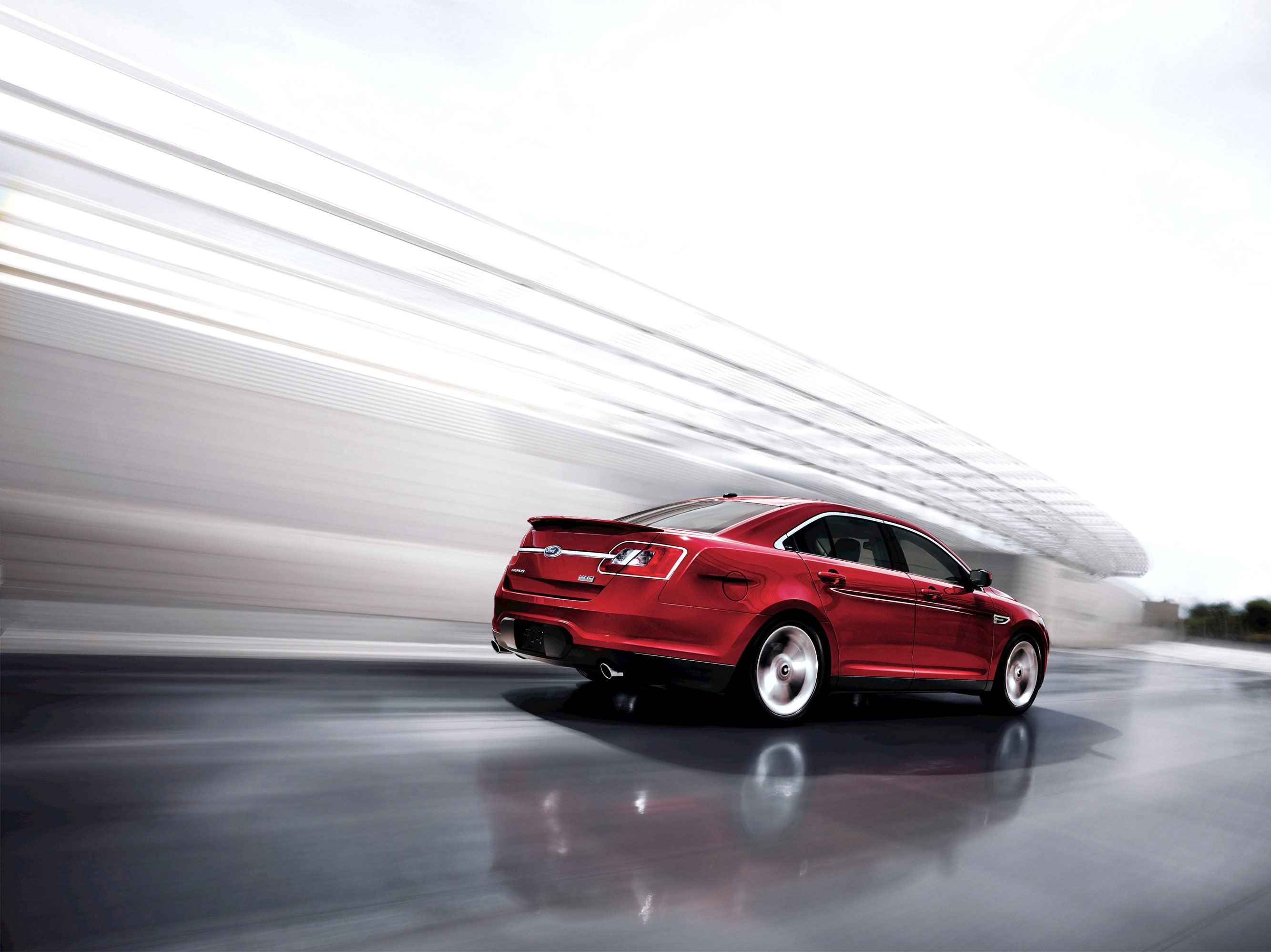 Ford Taurus SHO photo #16