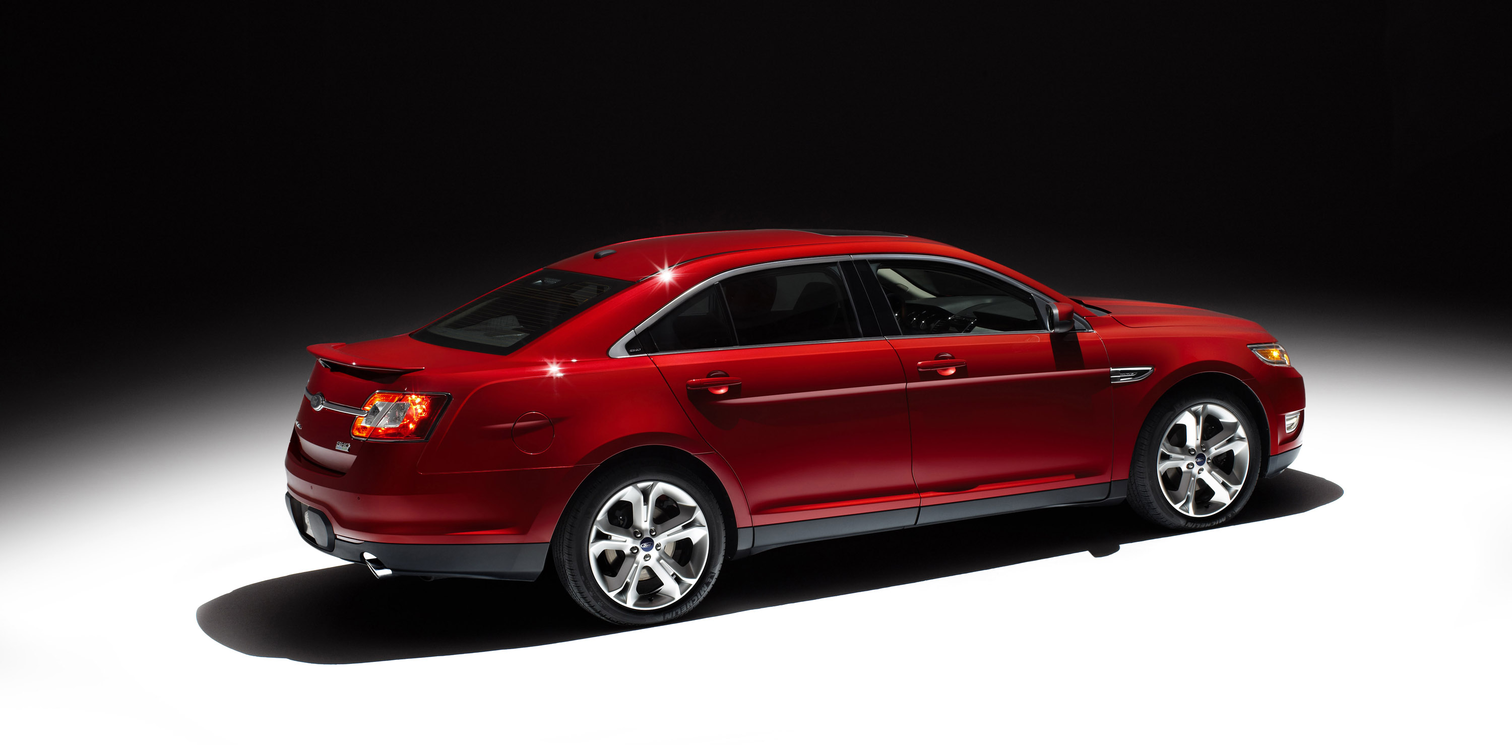 Ford Taurus SHO photo #23