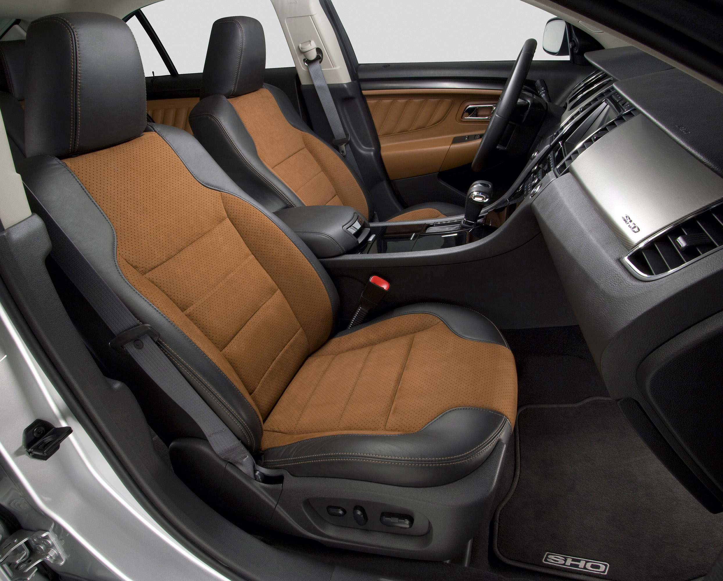 Ford Taurus SHO photo #40