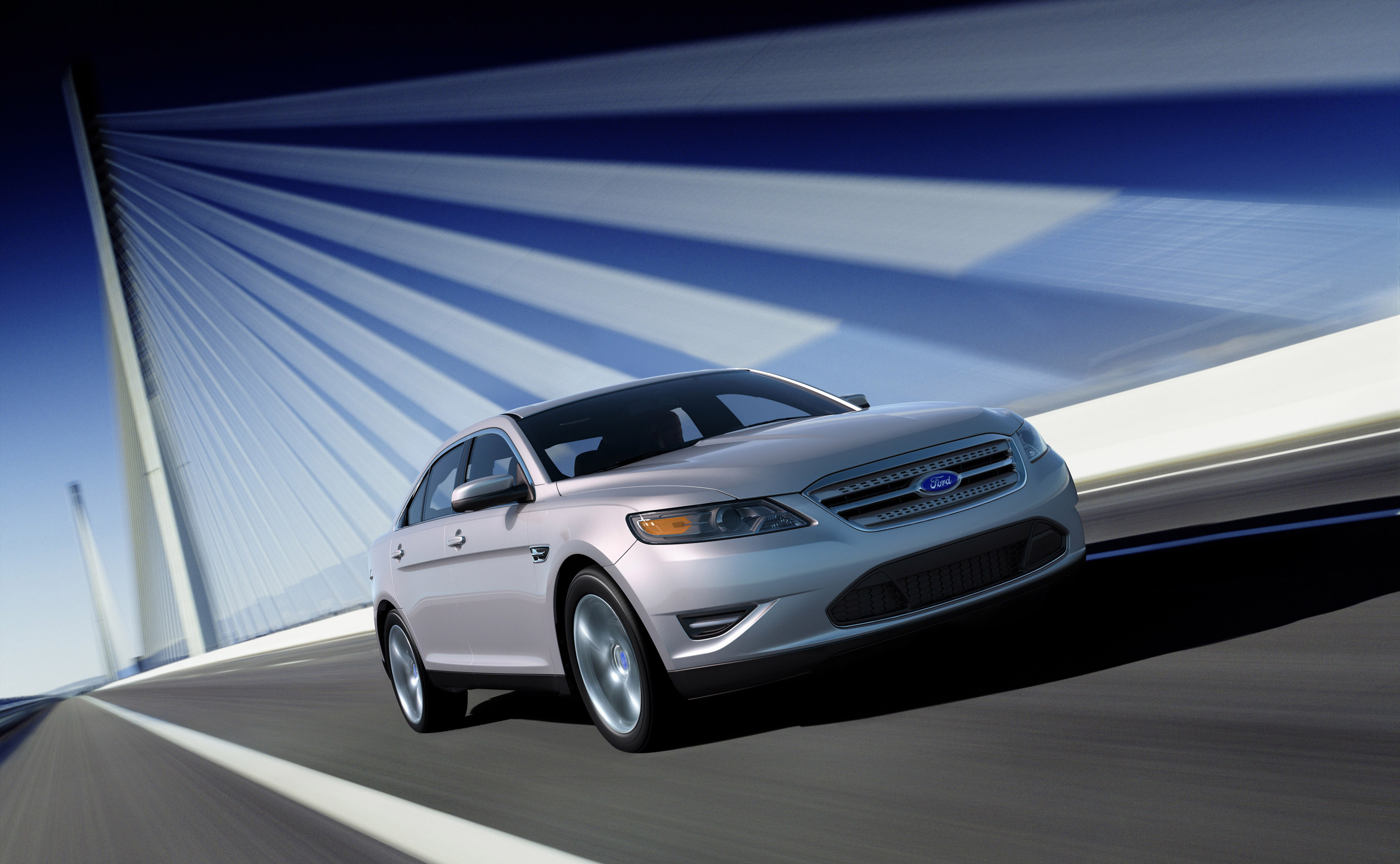 Ford Taurus photo #3