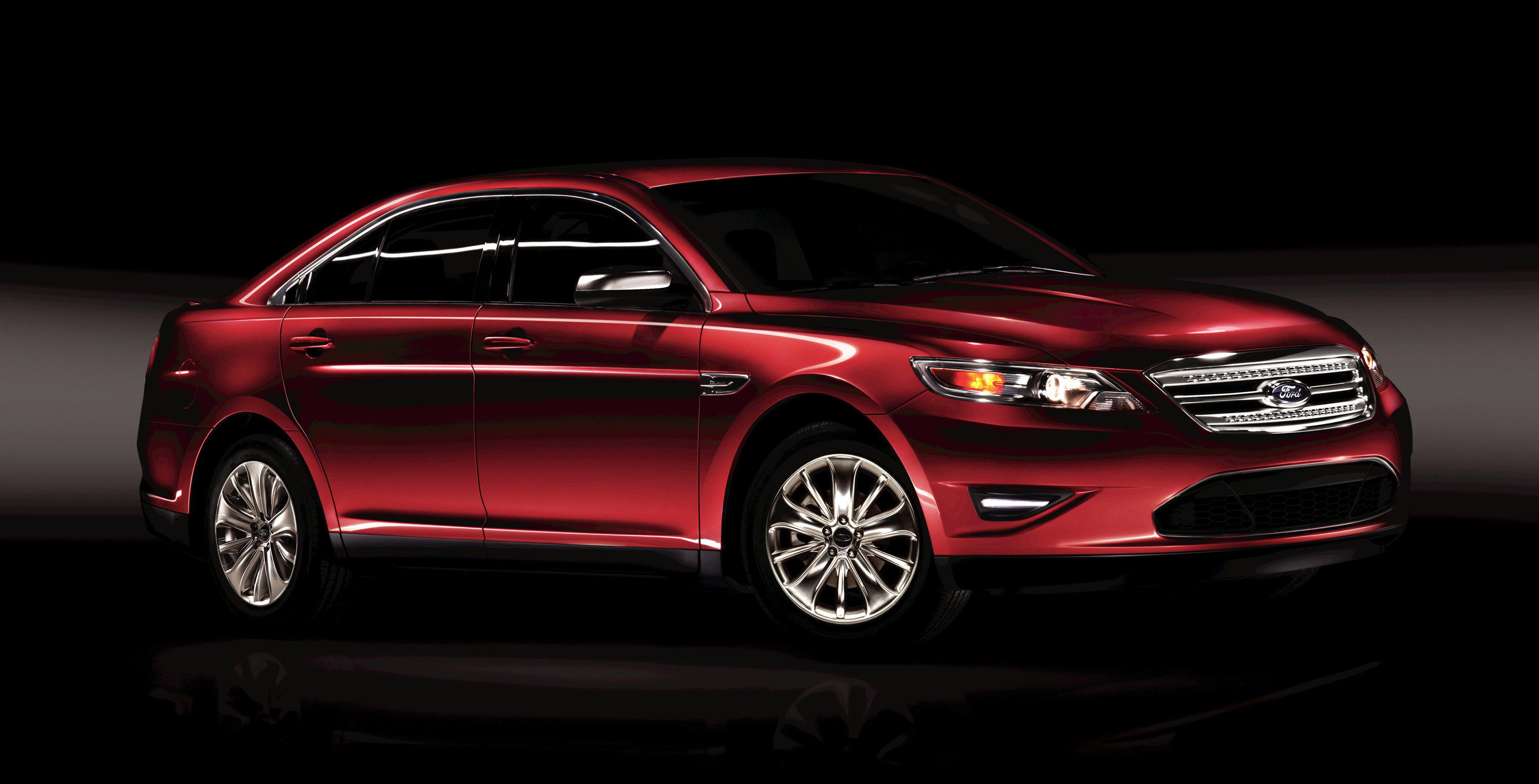 Ford Taurus photo #18