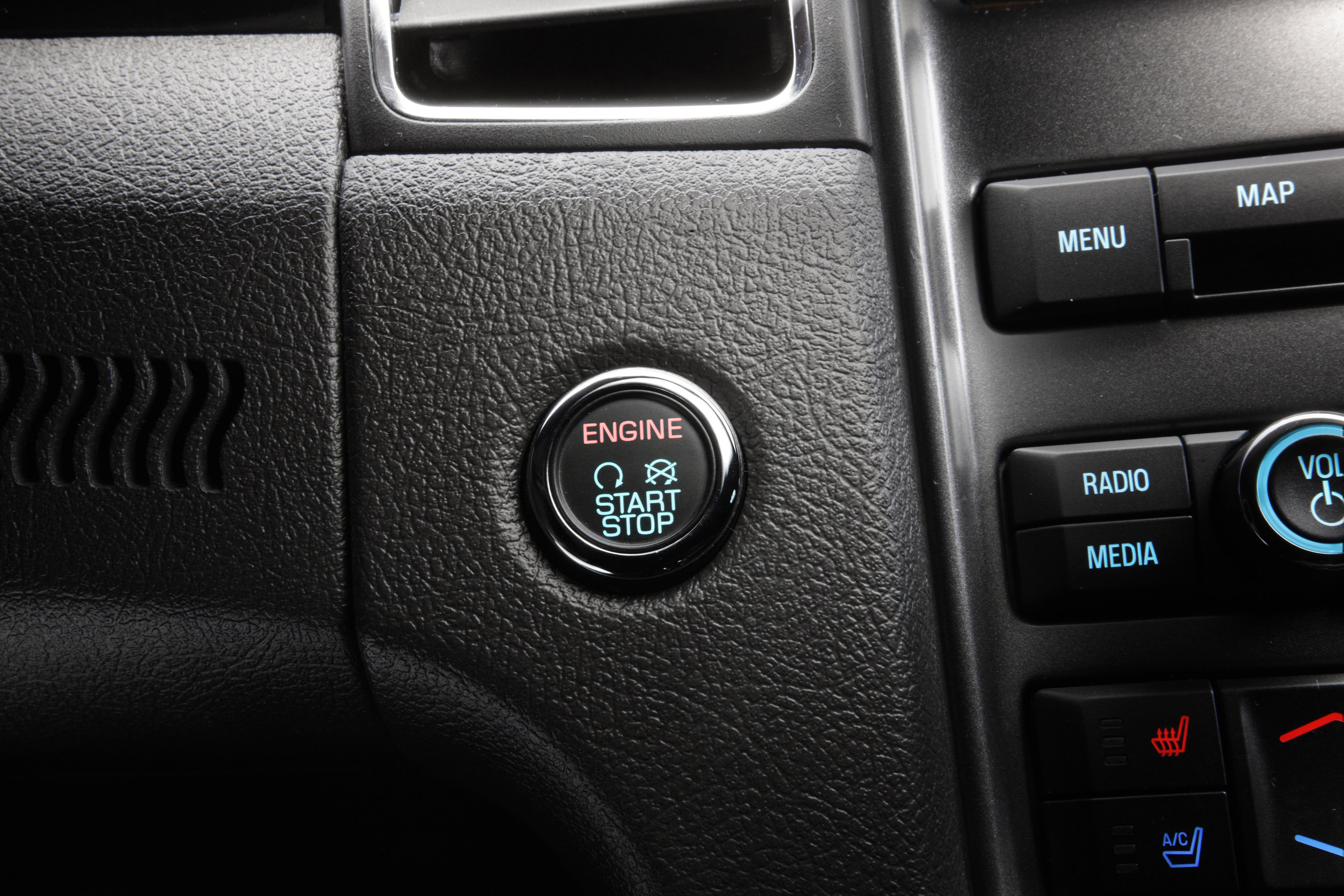 Ford Taurus photo #37