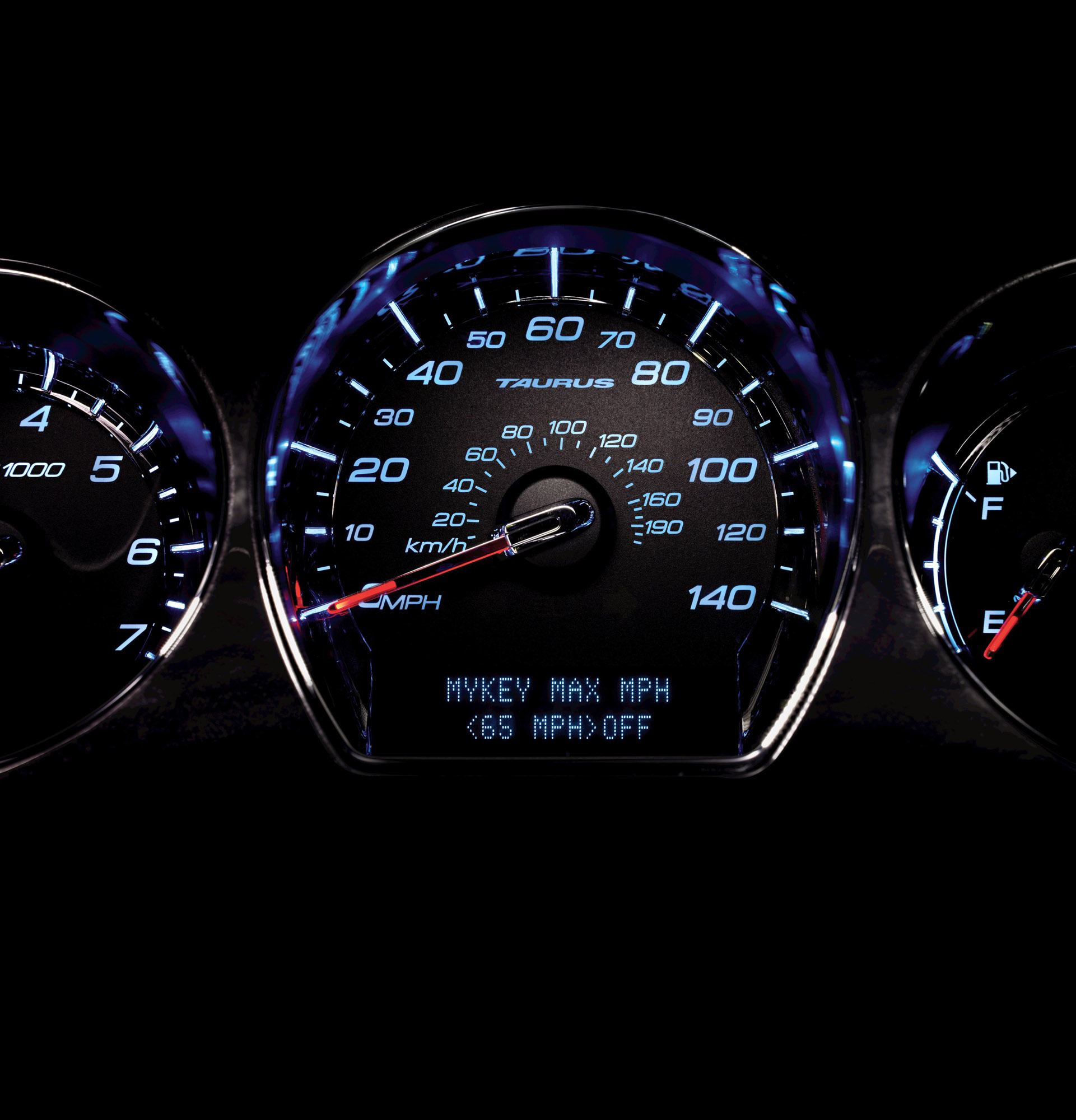 Ford Taurus photo #39