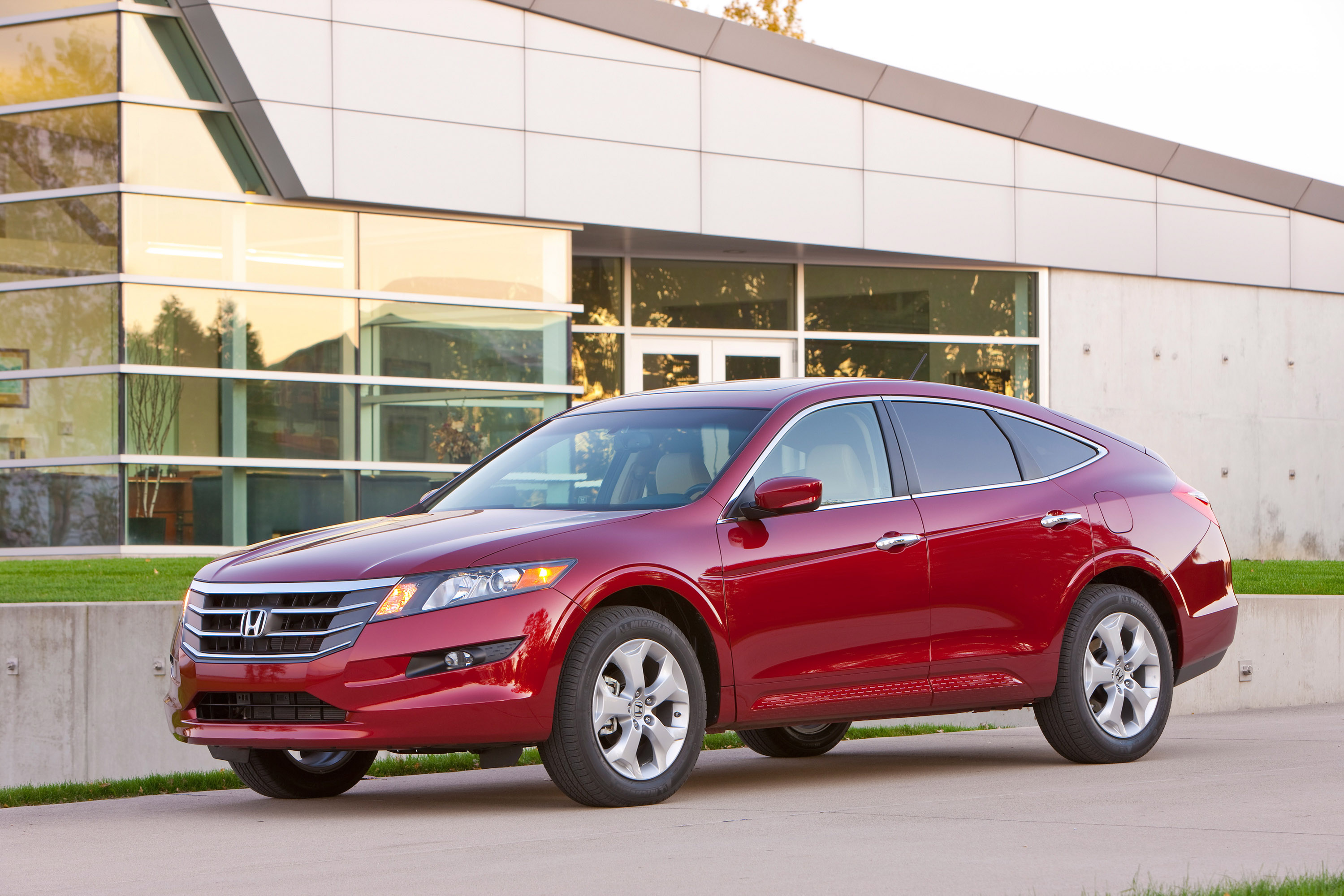 Honda Accord Crosstour photo #3