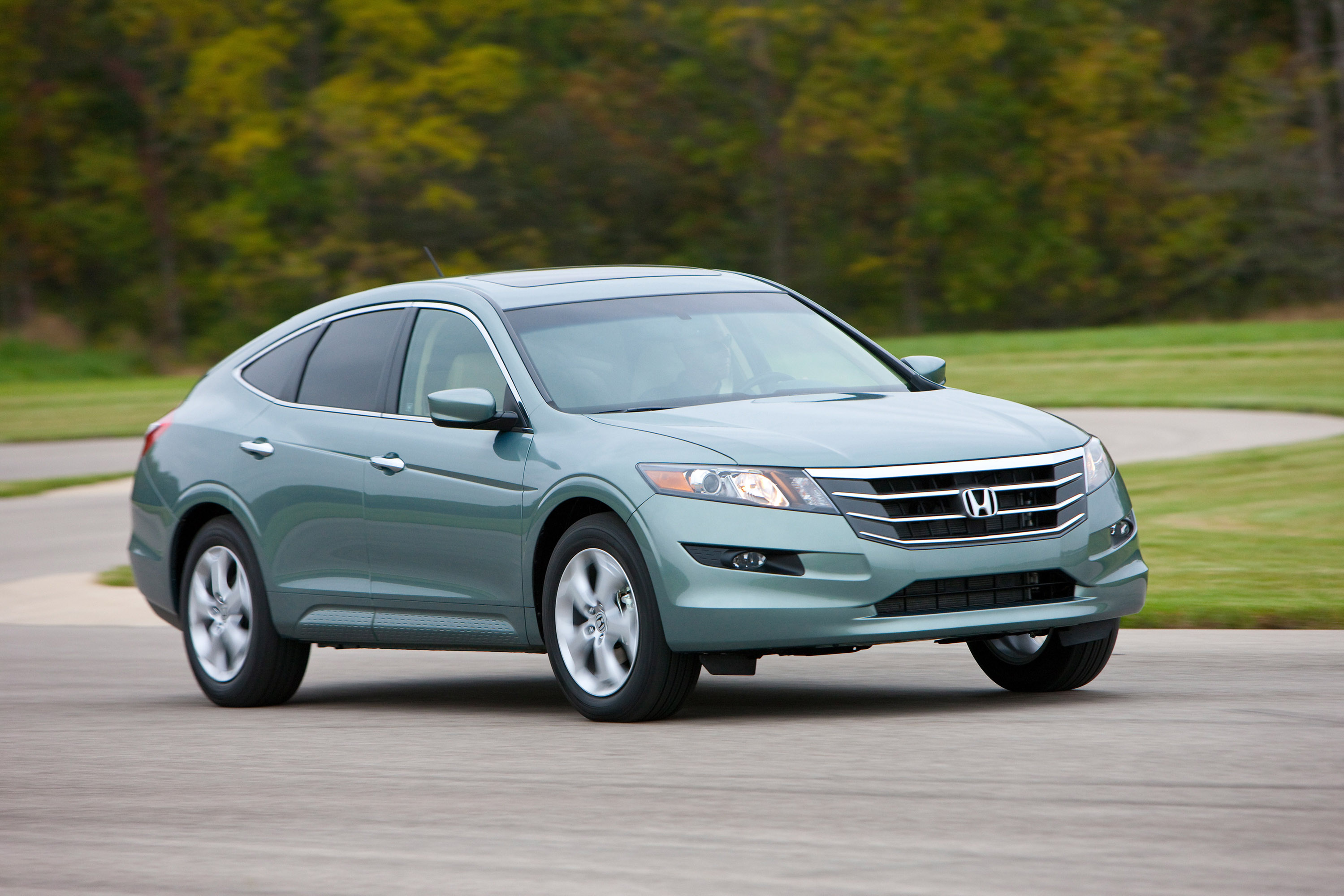 Honda Accord Crosstour photo #10
