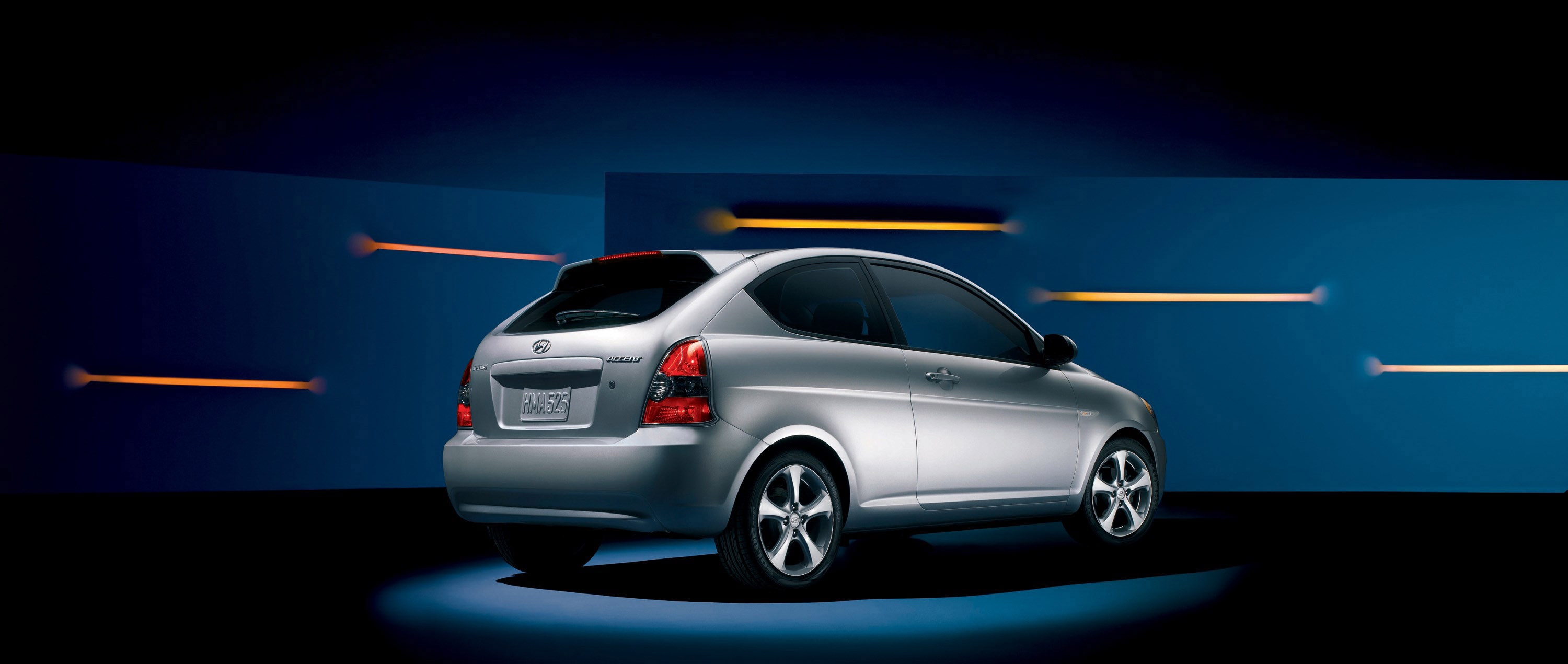 Hyundai Accent photo #9