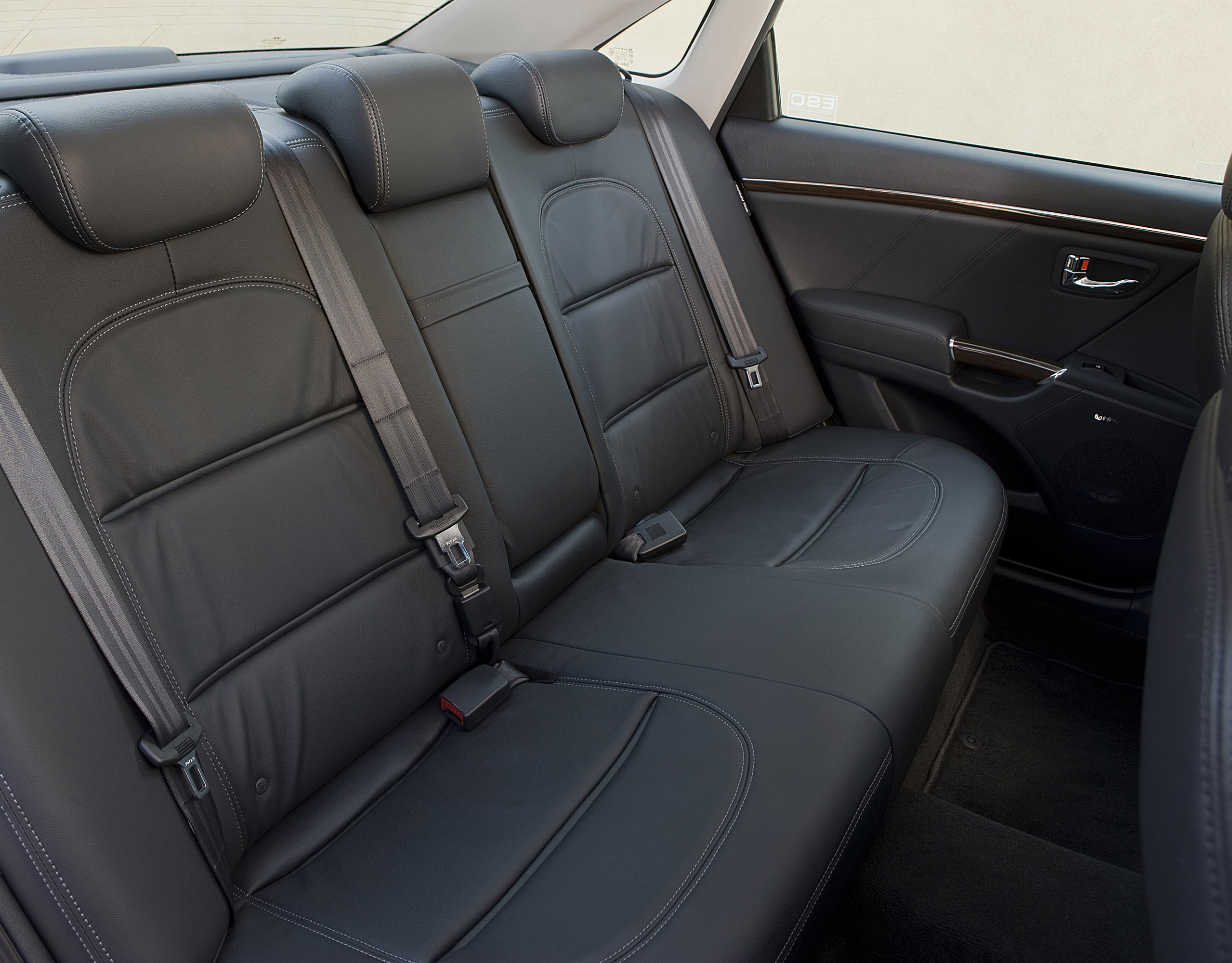 Hyundai Azera photo #23