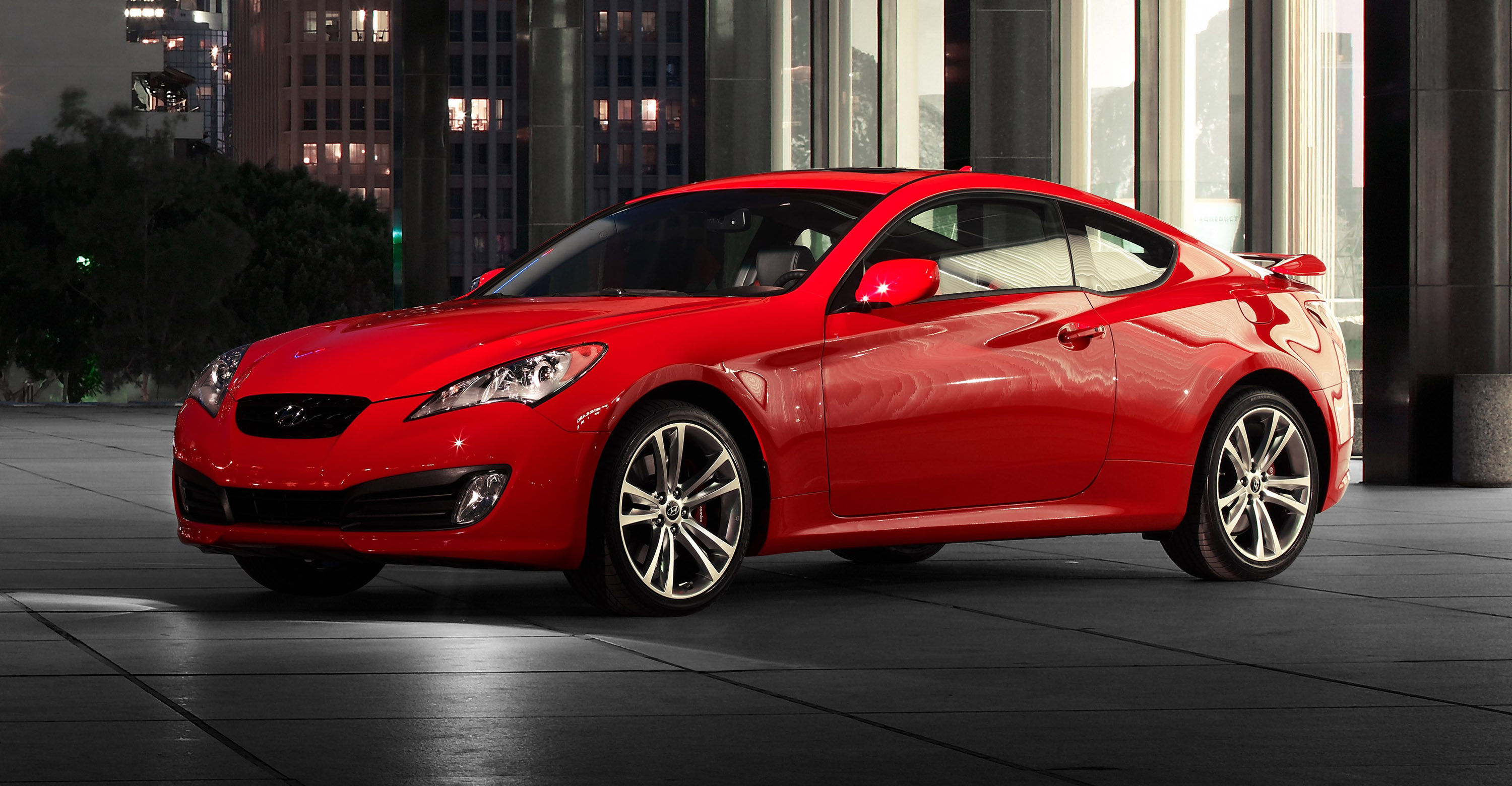 Hyundai Genesis Coupe photo #3